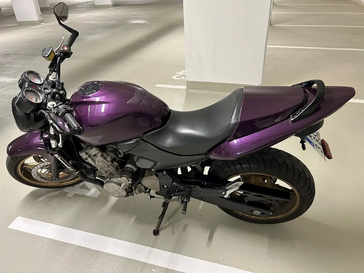 Honda Hornet PC36 Mauve - 1
