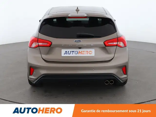 Ford Focus view 5