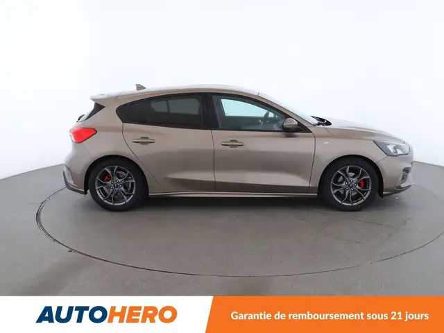 Ford Focus view 7