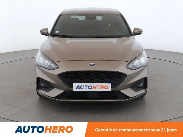 Ford Focus view 9