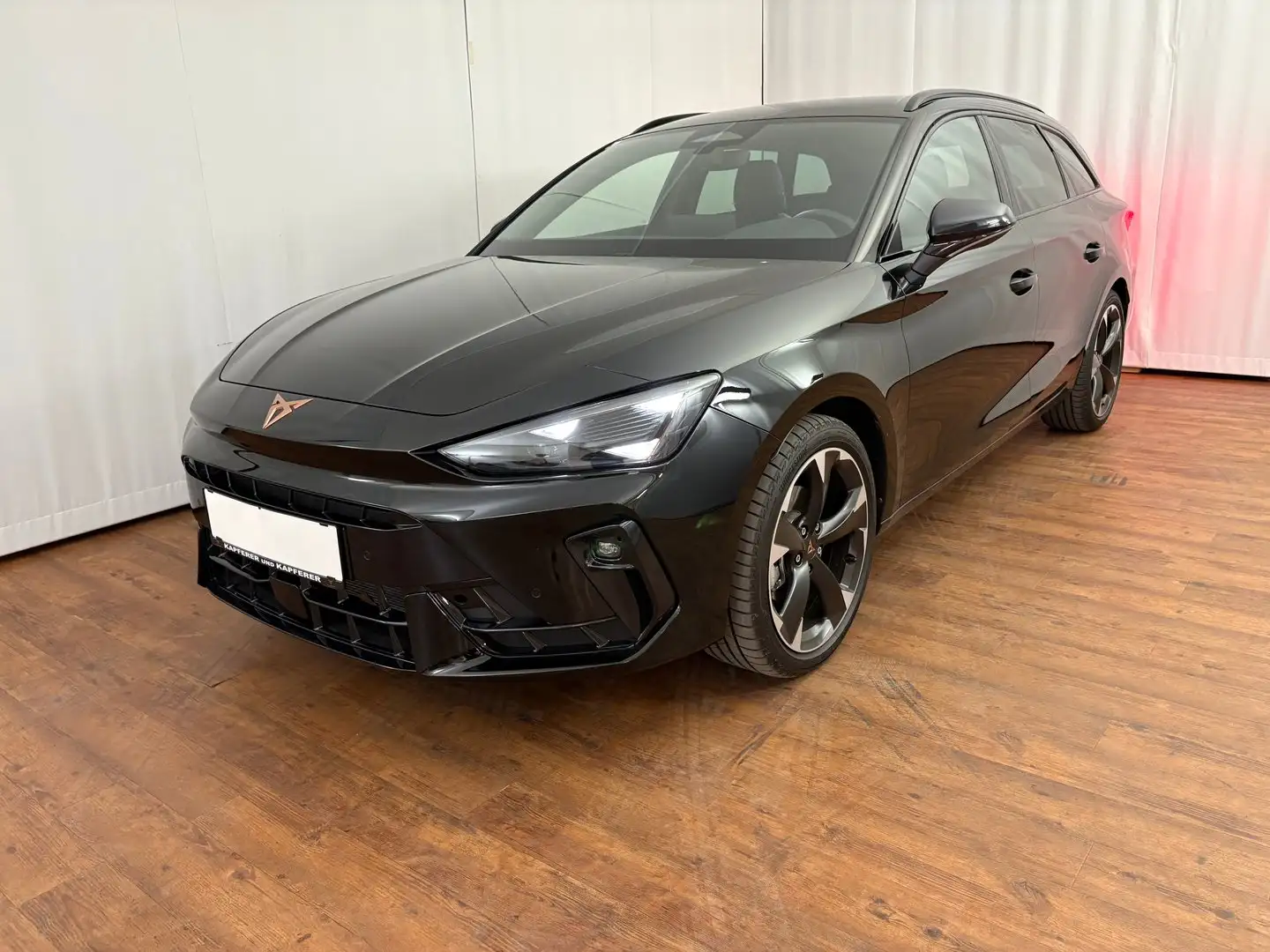 CUPRA Leon 1.5 TSI ACT Schwarz - 1