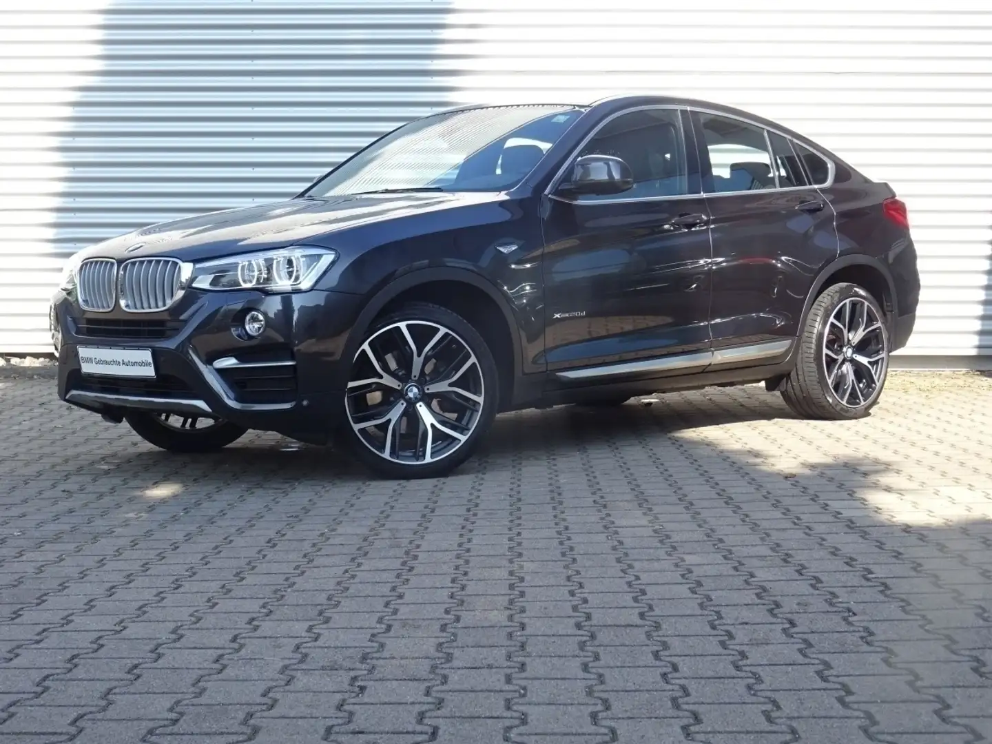 BMW X4 xDrive20d xLine NaviPro HuD HiFi Kamera AHK Grau - 1