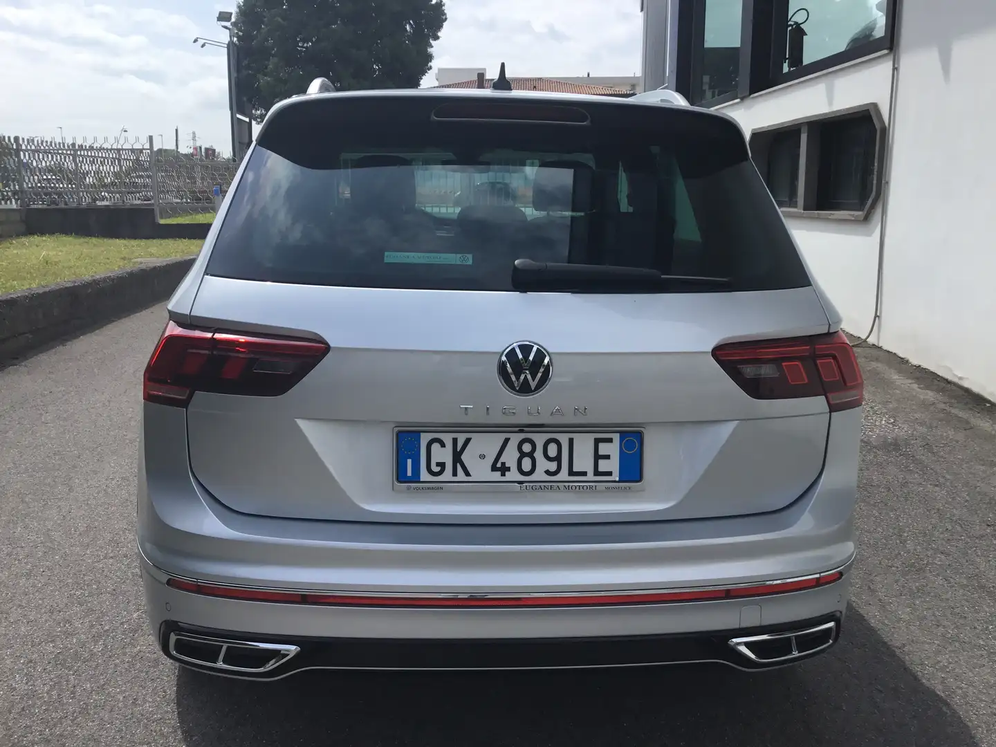 Volkswagen Tiguan Tiguan 1.5 tsi R-Line 150cv dsg Blanco - 2
