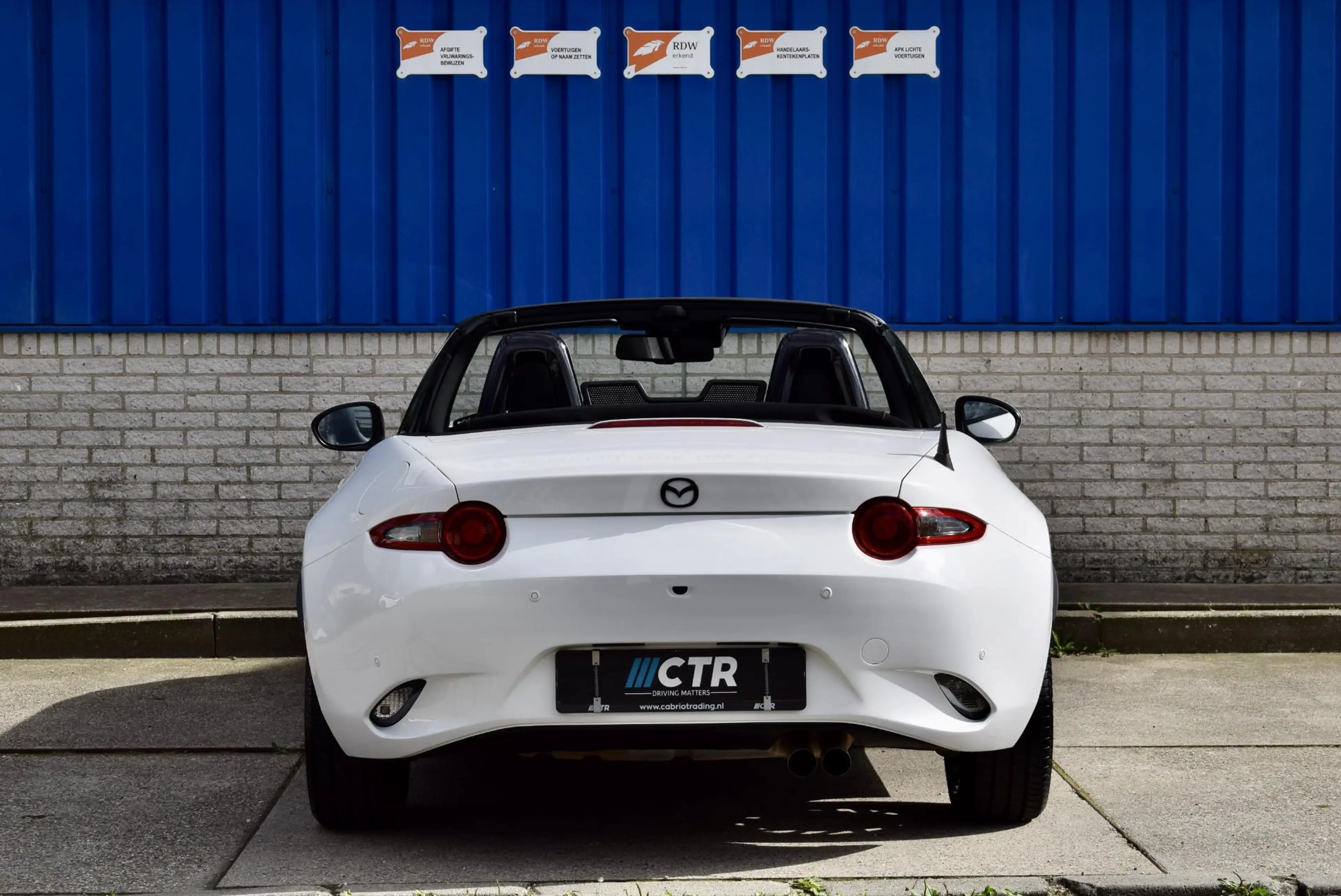 Mazda MX-5 2.0 SkyActiv-G 184 Luxury — photo 5