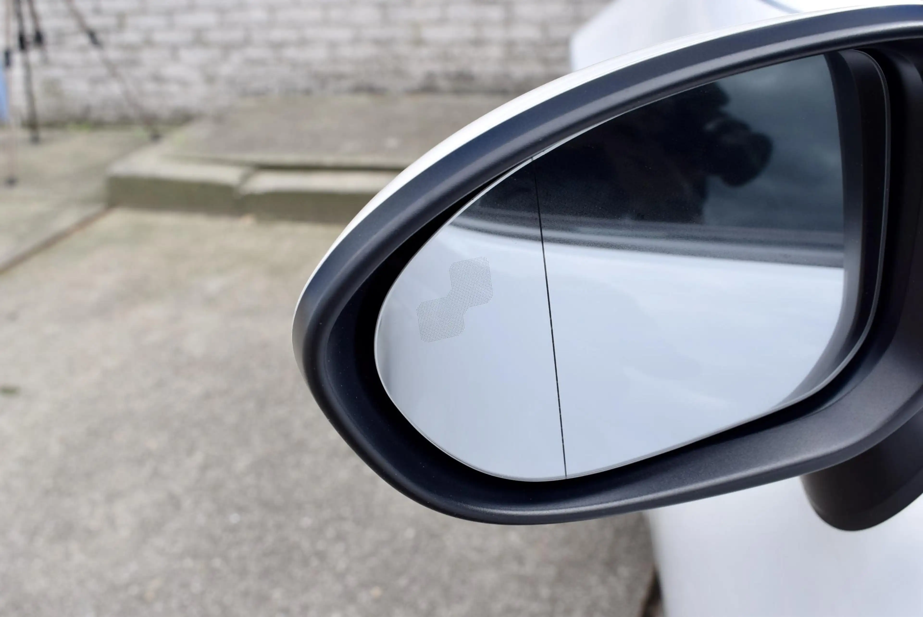 Mazda MX-5 2.0 SkyActiv-G 184 Luxury — photo 11