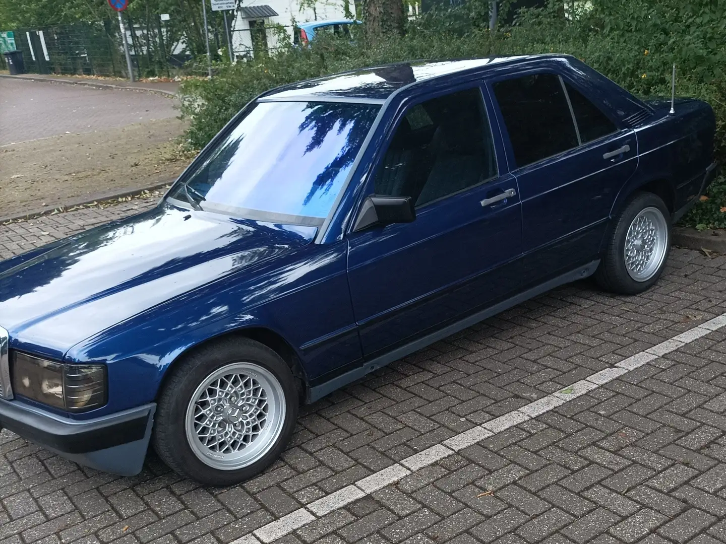 Mercedes-Benz 190 D 2.0 | Zeer Nette Oldtimer 1984 Blu/Azzurro - 2