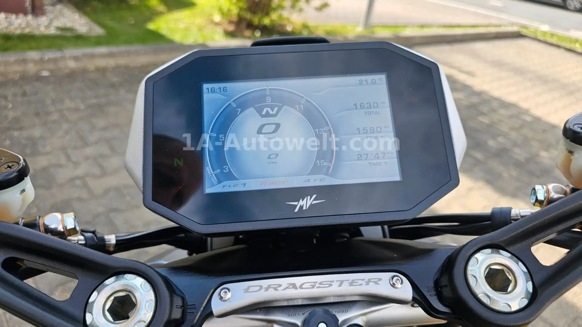 MV Agusta Dragster RR SCS Amarillo - 2