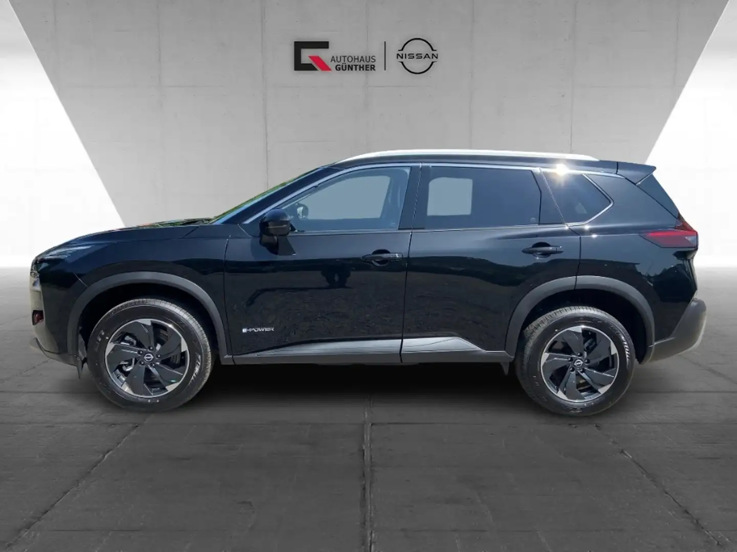 Nissan X-Trail N-CONNECTA Automatik  Winter/Carplay/ e-Power Zwart - 2
