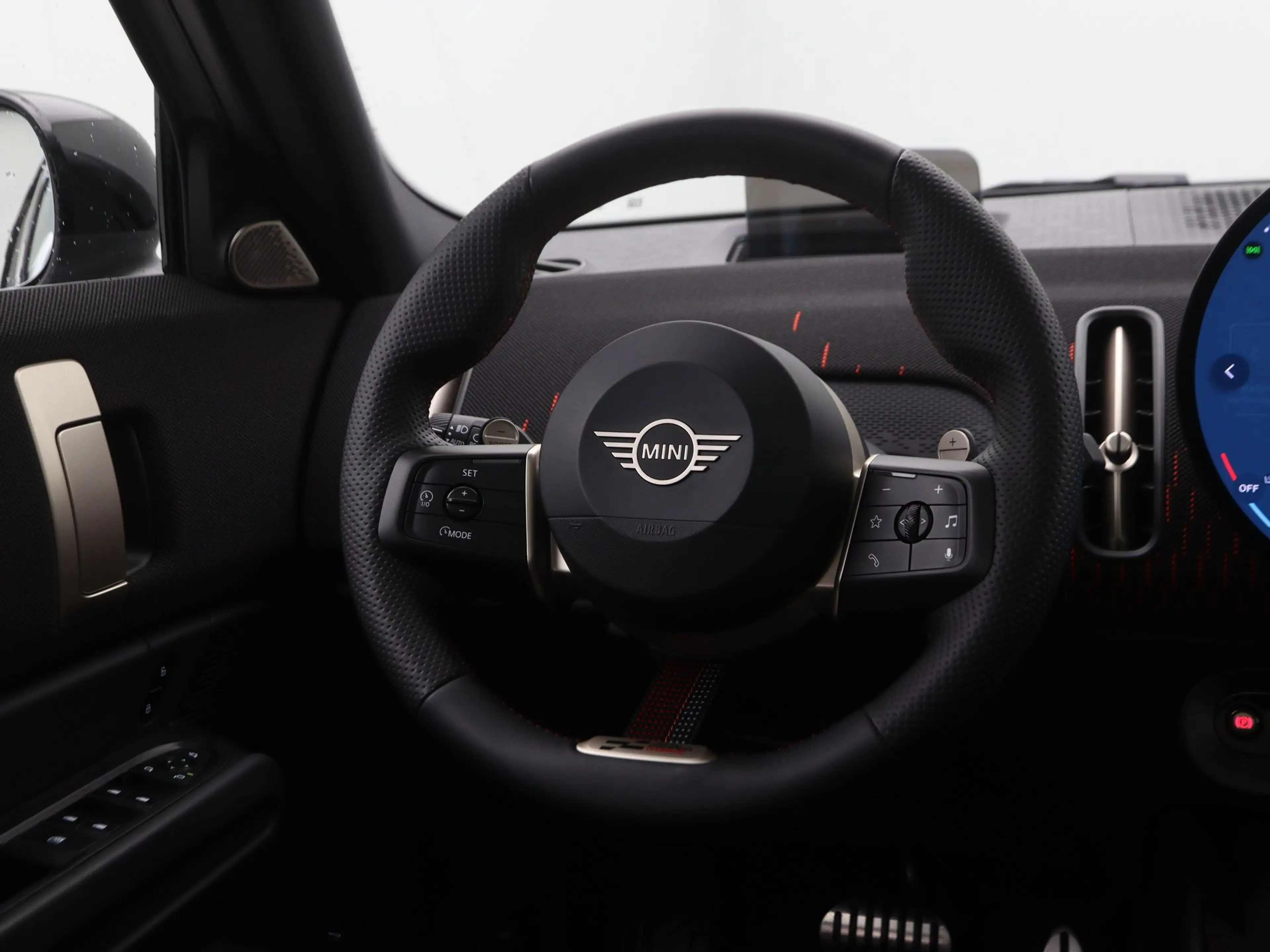 MINI John Cooper Works Countryman JCW ALL4 Pakket L — photo 2