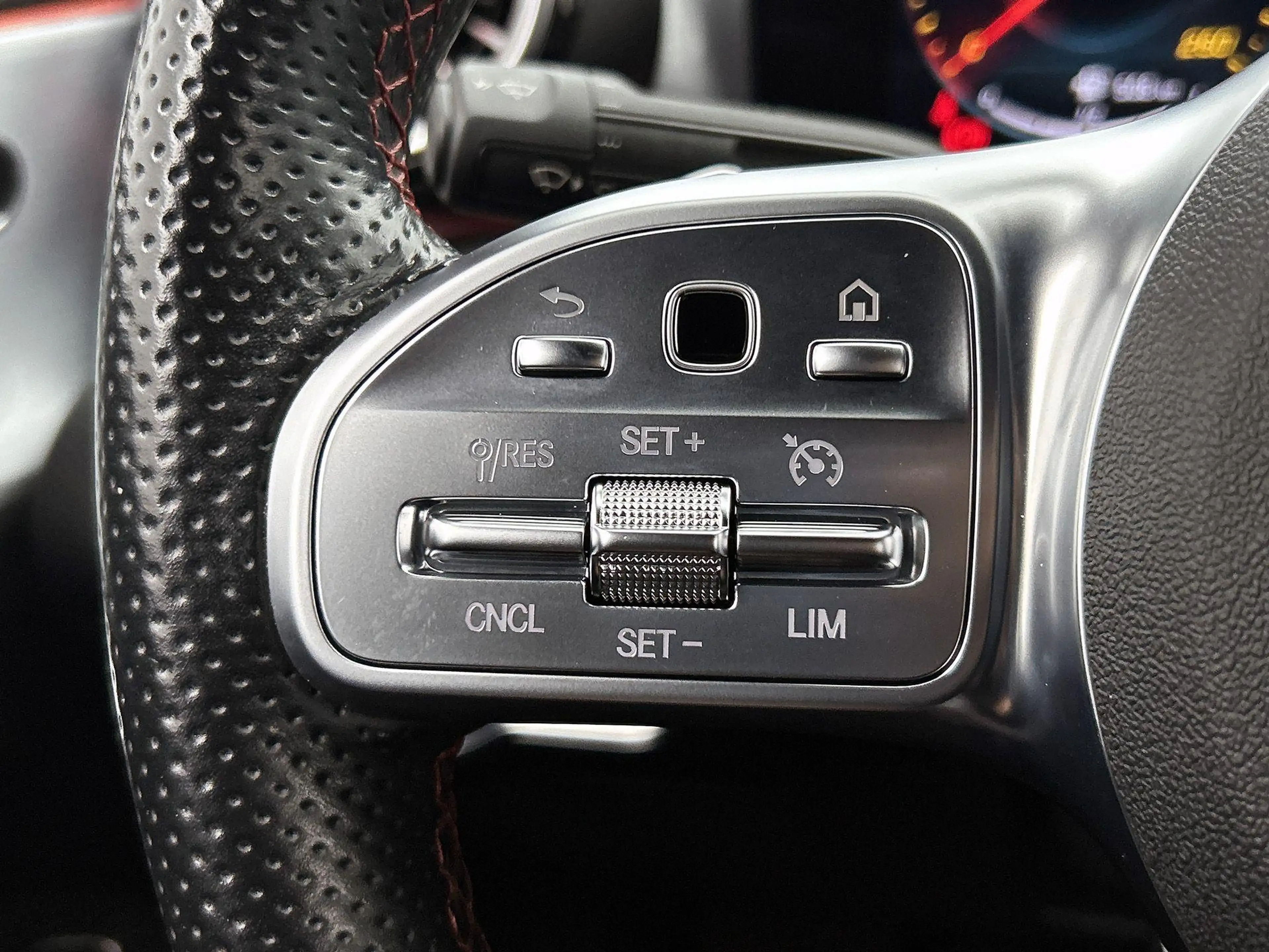 Mercedes-Benz A 180 Business Solution AMG | WORDT VERWACHT | AUTOMAAT — photo 6