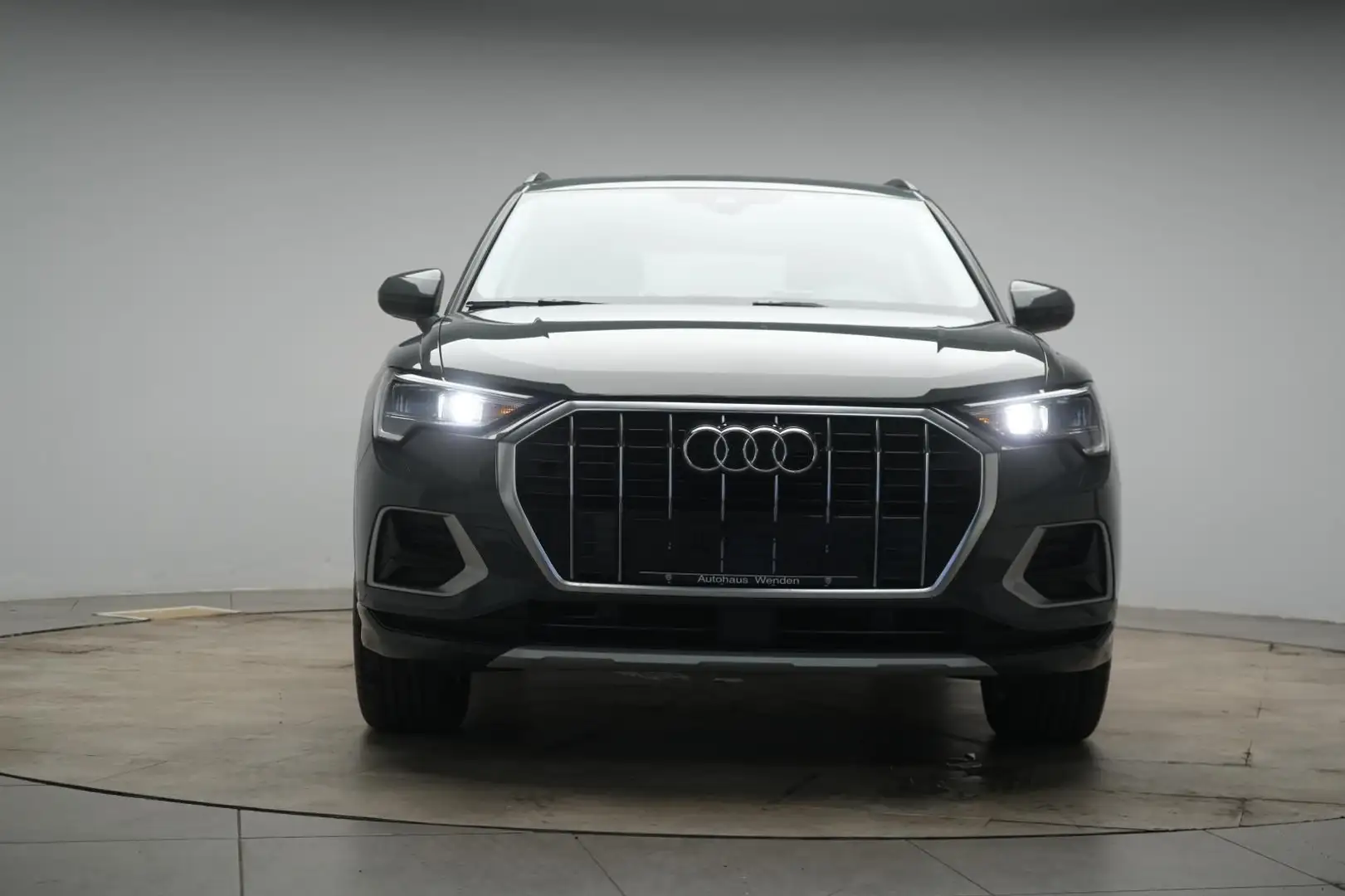 Audi Q3 35 TFSI S tronic advanced CarPlay/Temp/Virtua Grau - 2