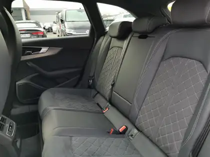 Annonce voiture d'occasion Audi RS4 - CARADIZE