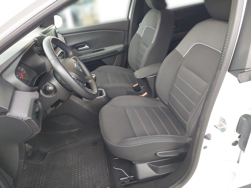 Dacia Jogger Extreme TCe 110 — photo 5