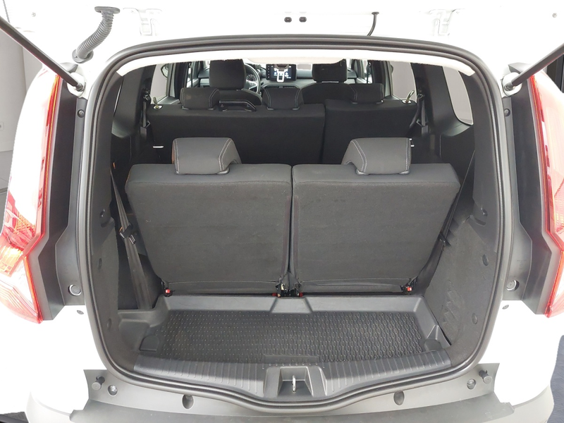 Dacia Jogger Extreme TCe 110 — photo 12