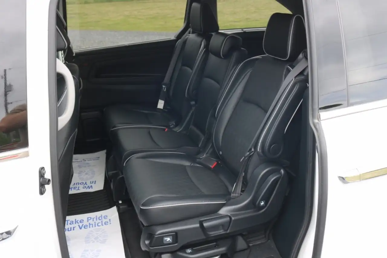 Honda Odyssey снимка Honda Odyssey