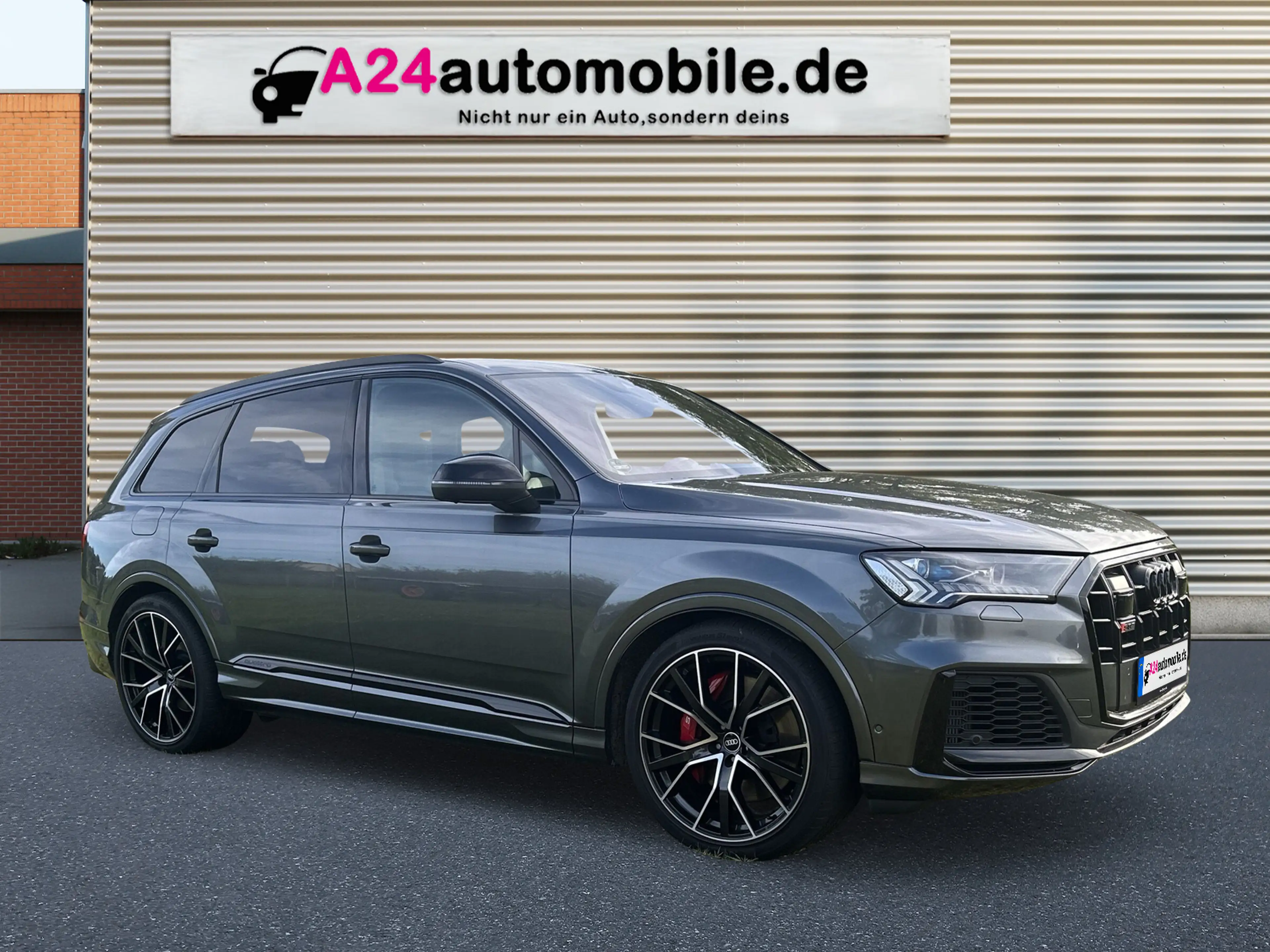 Audi SQ7 4.0 TDI quattro MATRIX, Bang & Olufsen, Armaturenb — photo 7