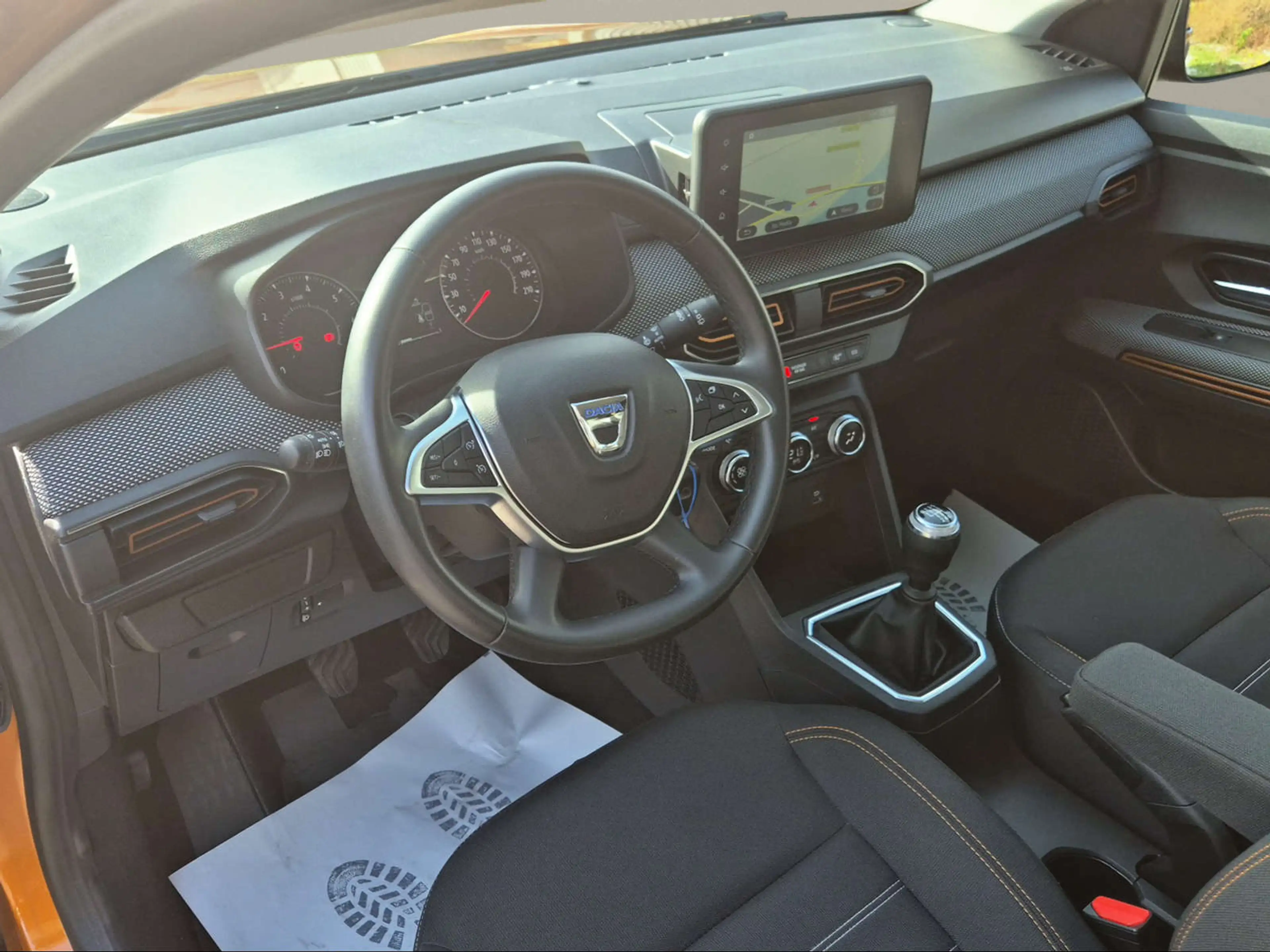 Dacia Sandero Stepway Comfort — photo 9