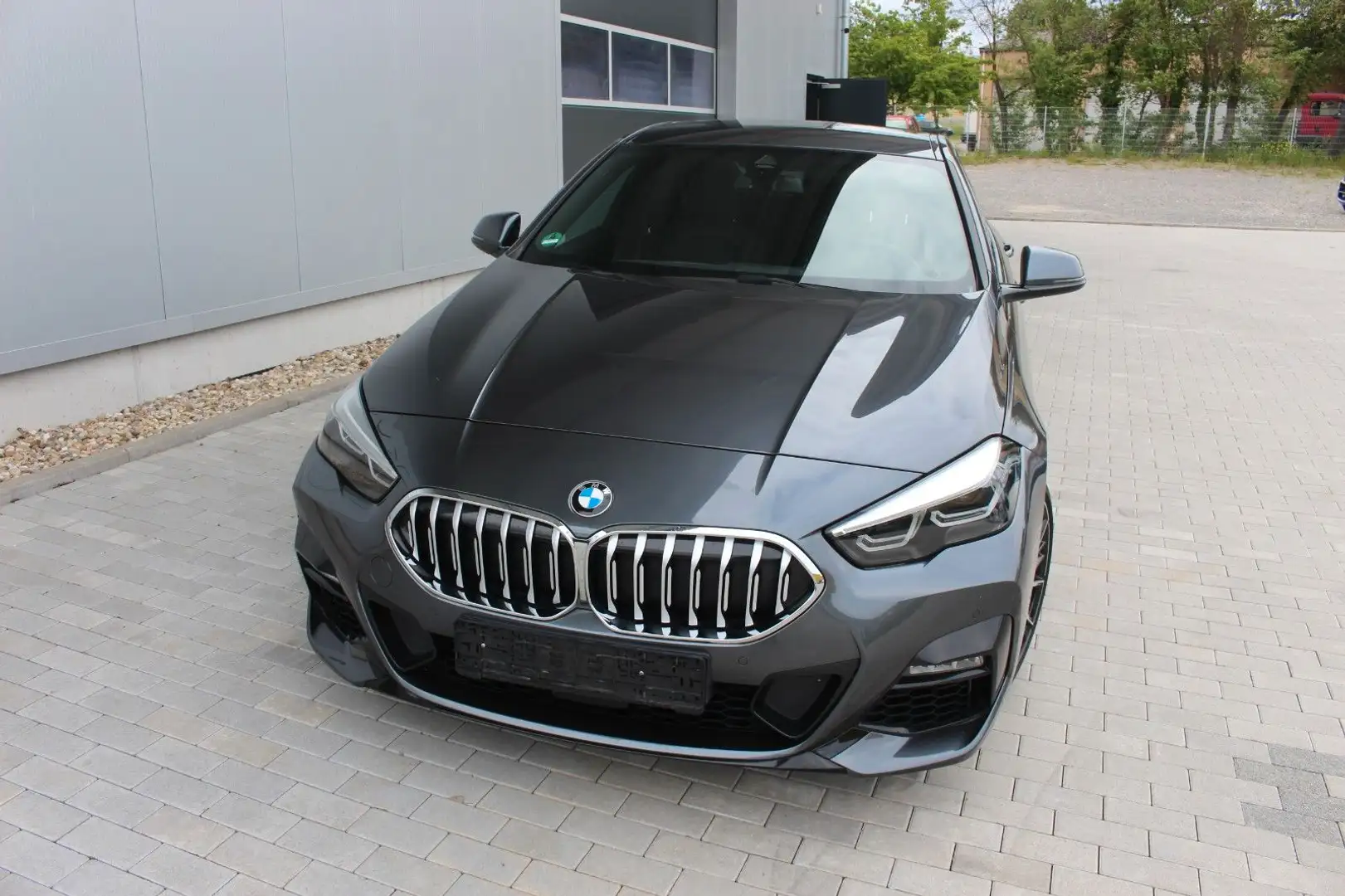 BMW 218 218 Baureihe 2 Gran Coupe 218 i M Sport Grau - 2