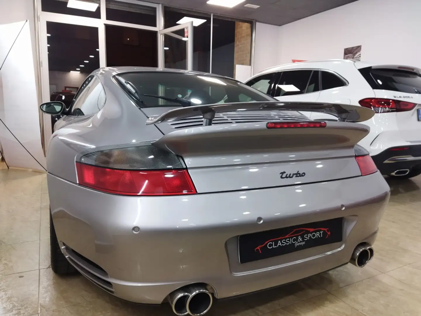 Porsche 911 Turbo Tiptronic S Beige - 1