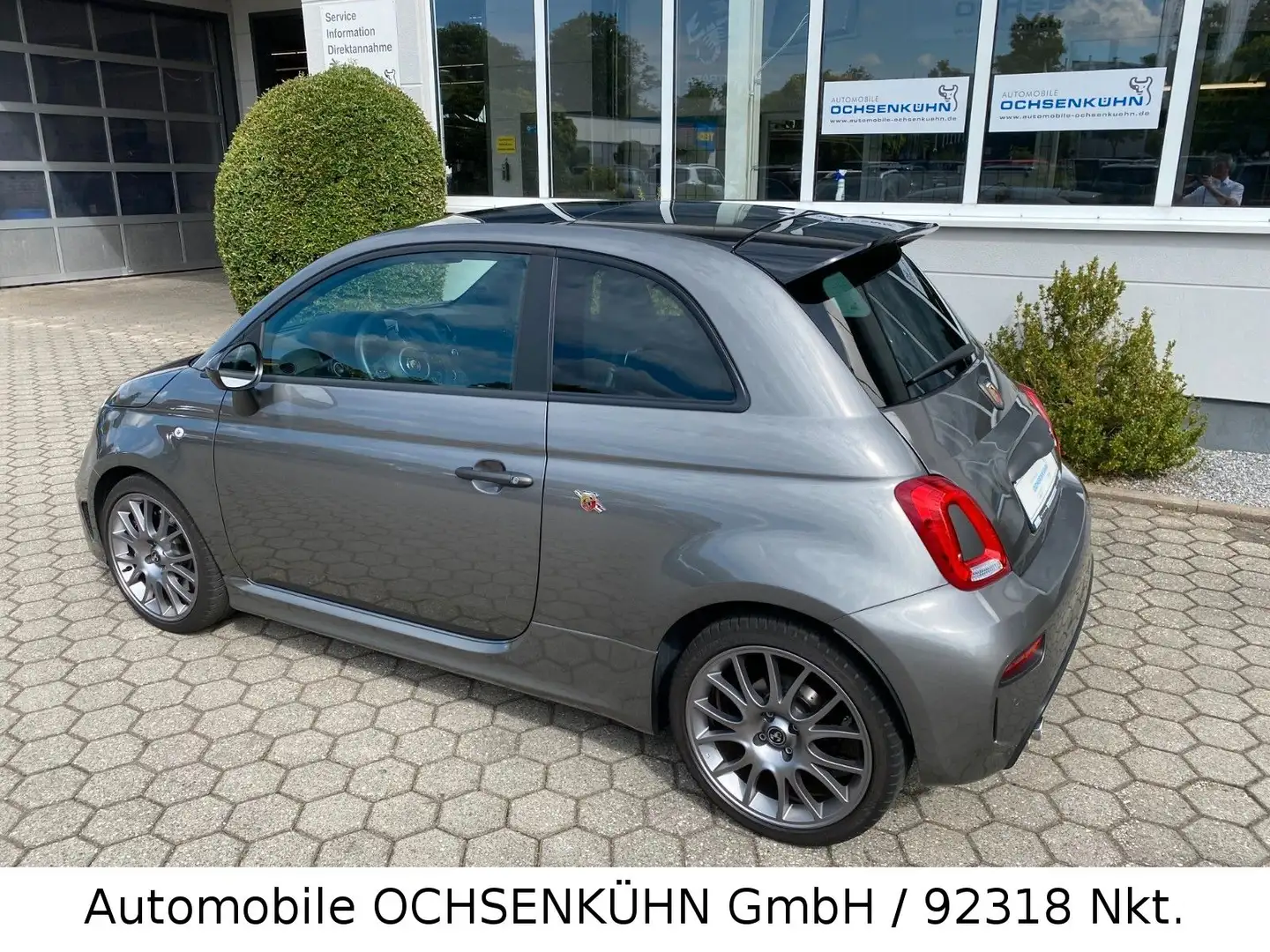 Abarth 695 1.4l / Nav., Leder, Pan.-D. Grijs - 2
