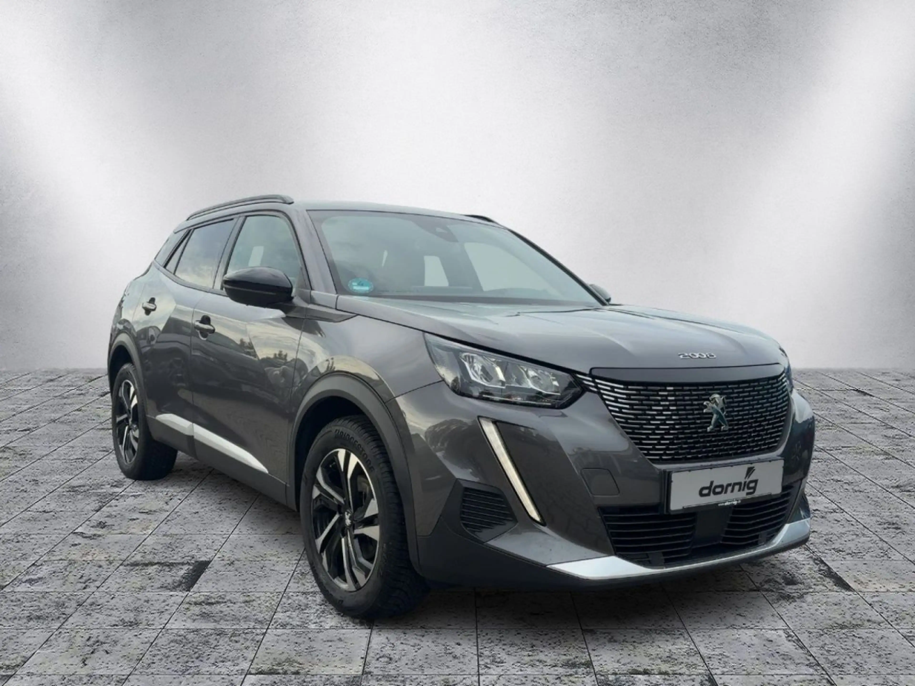 Peugeot 2008 Allure Pack PureTech 130 EAT8 — photo 6