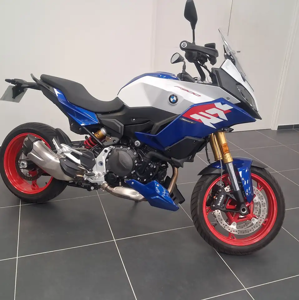 BMW F 900 XR