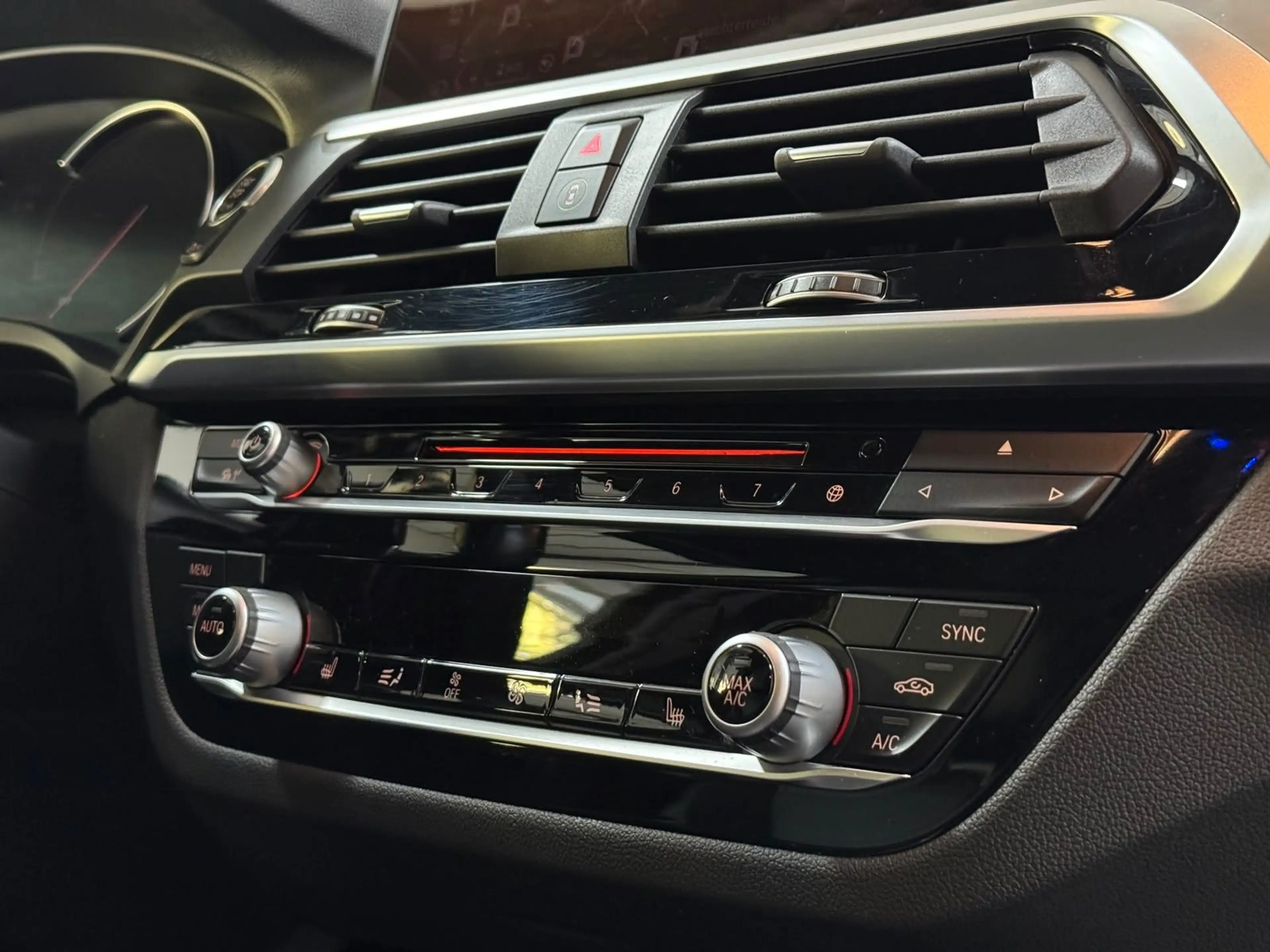 BMW X3 xDrive 20 i M Sport *Gestik*HUD*H/K-Sound*LED — photo 28