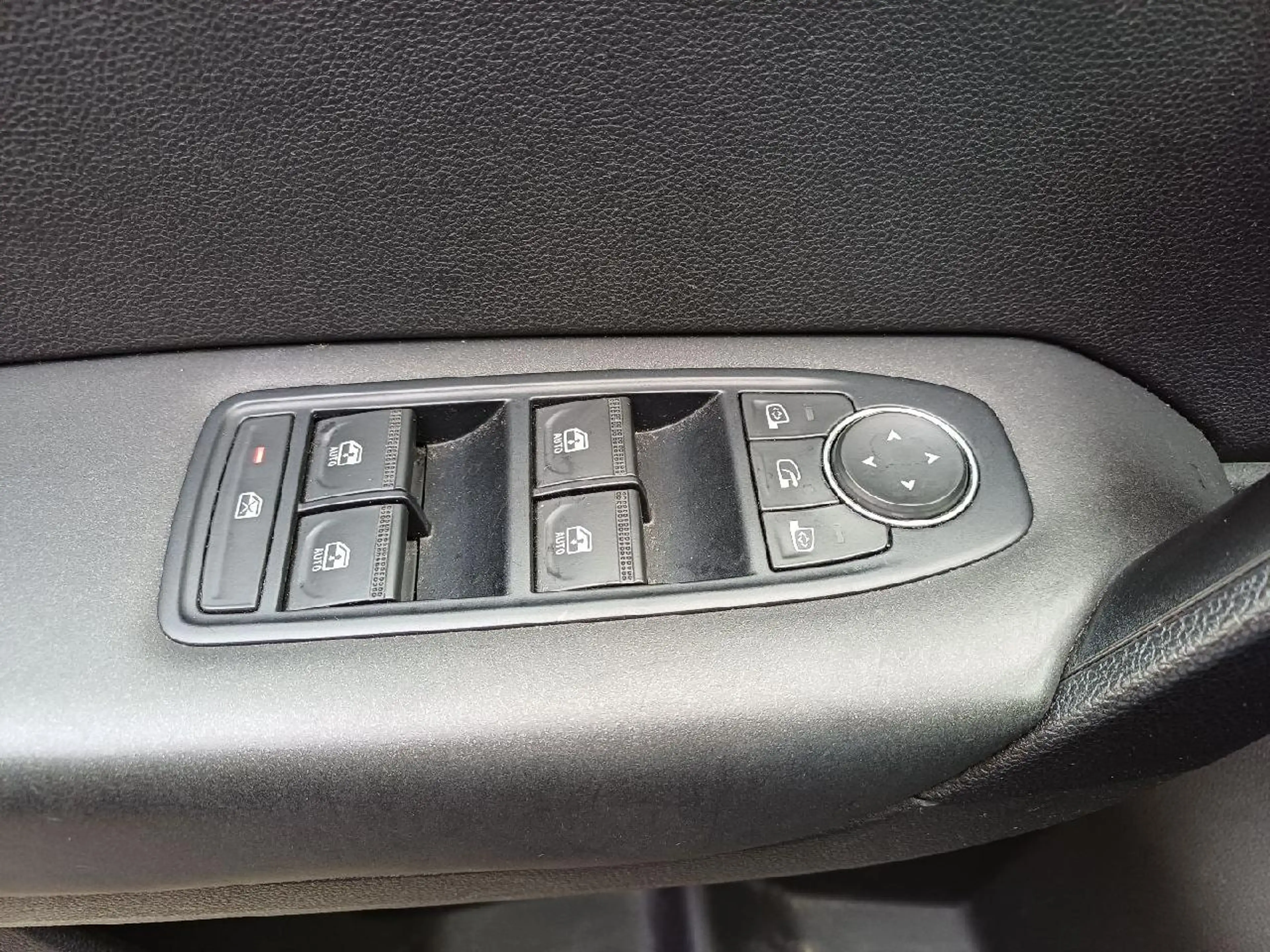 Renault Captur Experience TCe 130, AHK Winterp — photo 15