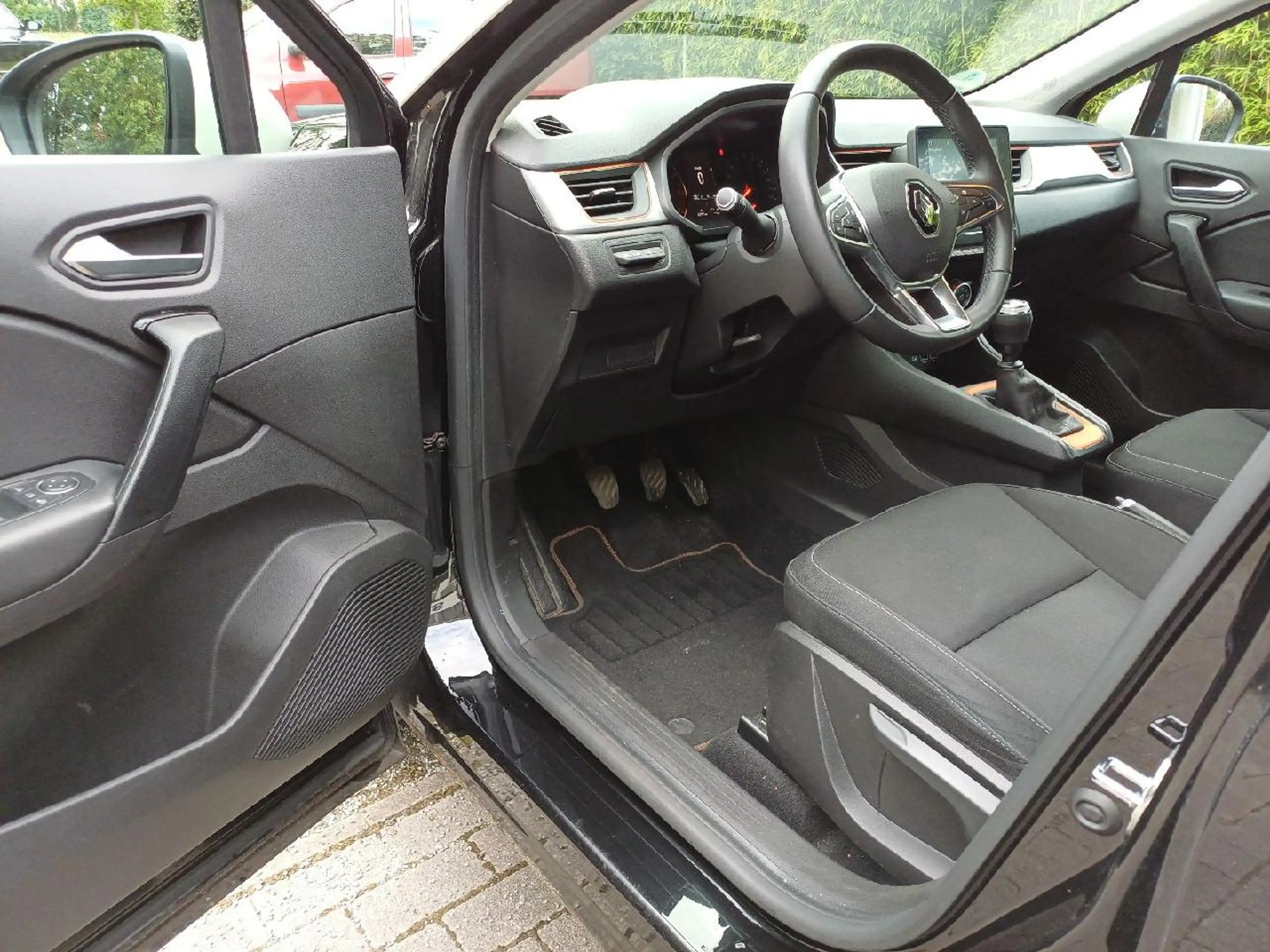 Renault Captur Experience TCe 130, AHK Winterp — photo 6