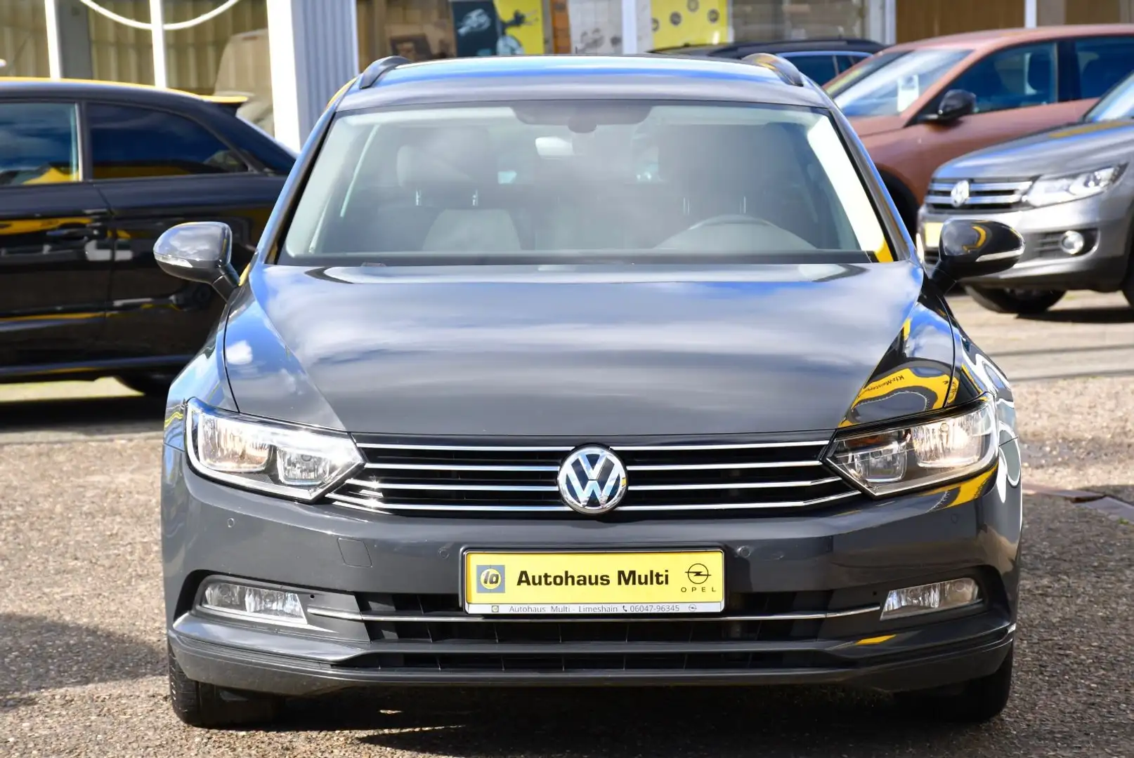 Volkswagen Passat Variant Passat Var 2.0TDI 150PS ACC Navi AHK Sitzh Klima Gris - 2
