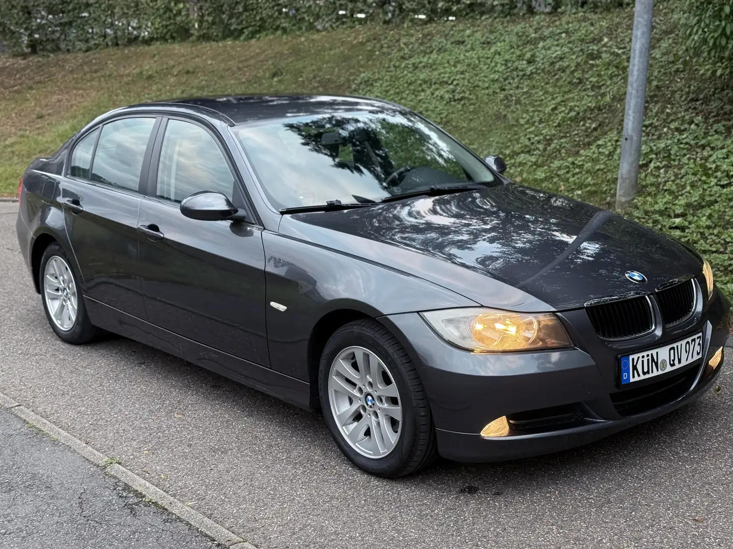 BMW 318 318i Edition Exclusive - 1