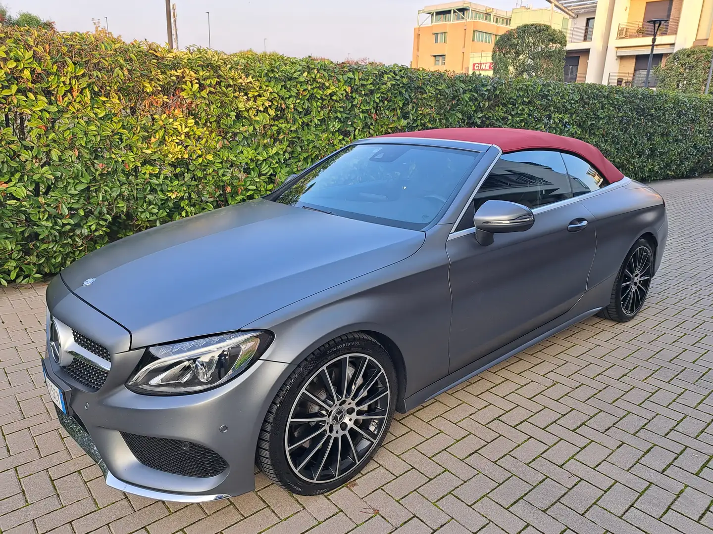 Mercedes-Benz C 250 C Cabrio 250 d Premium auto Gri - 2