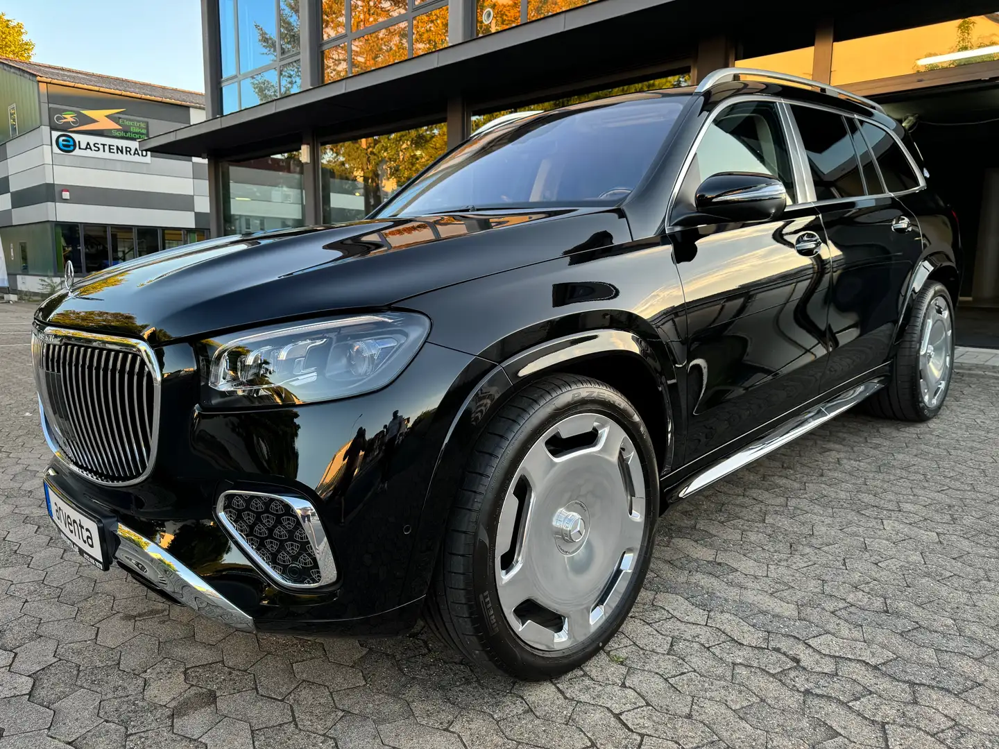 Mercedes-Benz GLS 600 MAYBACH|E-BODY|4D-BURMESTER|4-SITZE|MY2025 Schwarz - 1