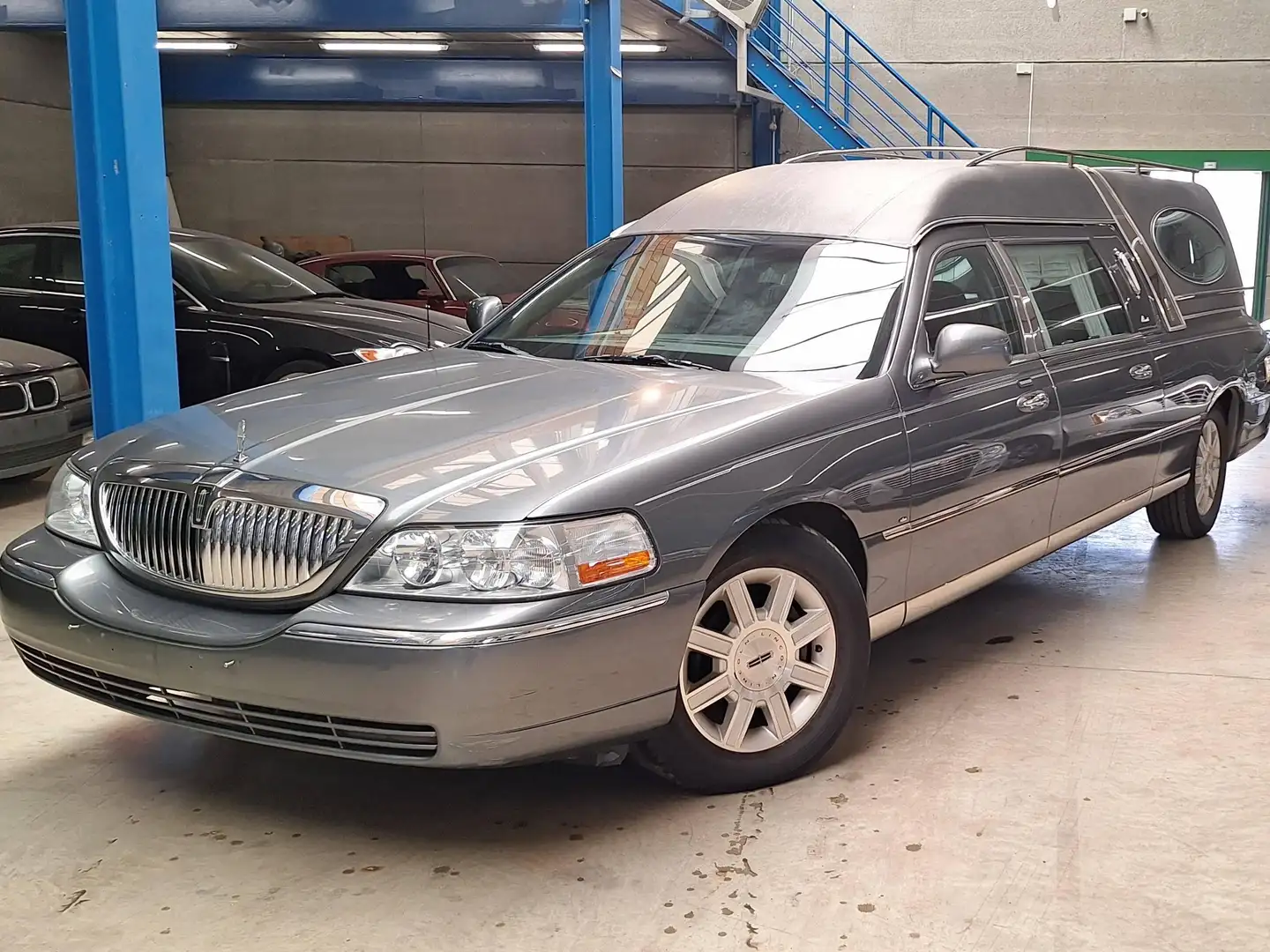 Lincoln Sonstige CORBILLARD-LIJKWAGEN-HEARSE Grau - 1