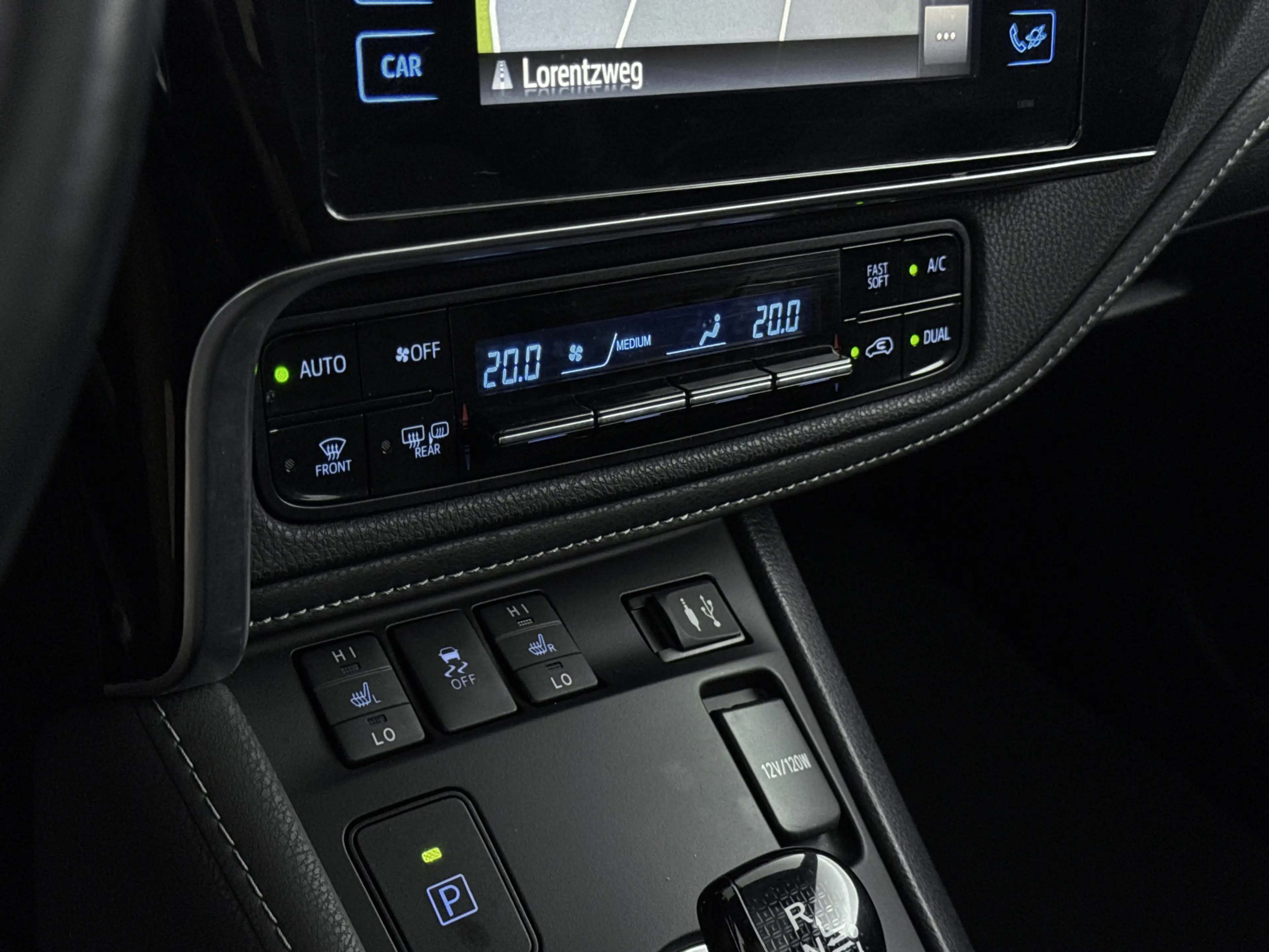 Toyota Auris 1.8 Hybrid Executive | Panodak | Parkeersensoren V — photo 14