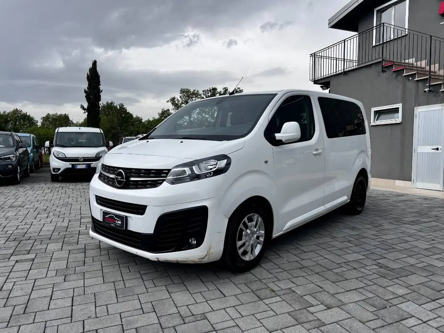 Opel Zafira Life Life 1.5d 100CV Business Blanc - 2