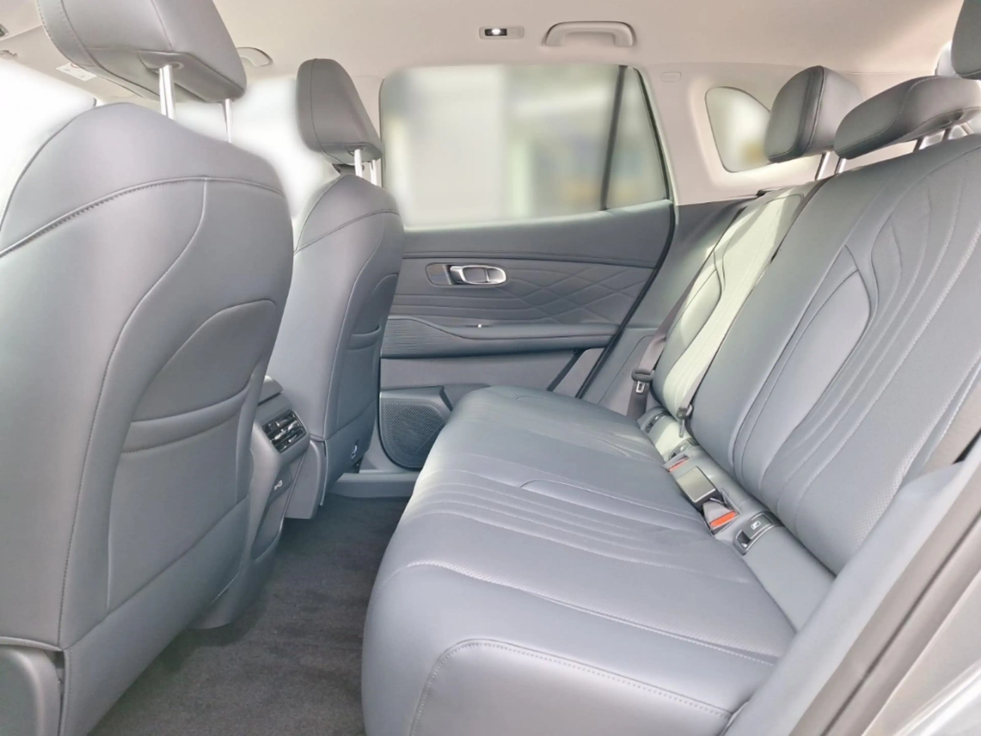 Geely Starray EM-i PRO+ *Navi*LED*SHZ*360 Grad Kamera* — photo 11