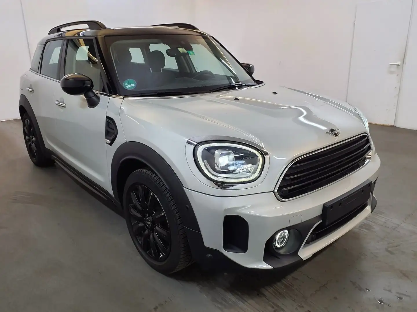MINI Cooper Countryman Aut. *18Zoll*KAMERA*NAVI*LED*Pepper*T-LEDER* Silber - 2