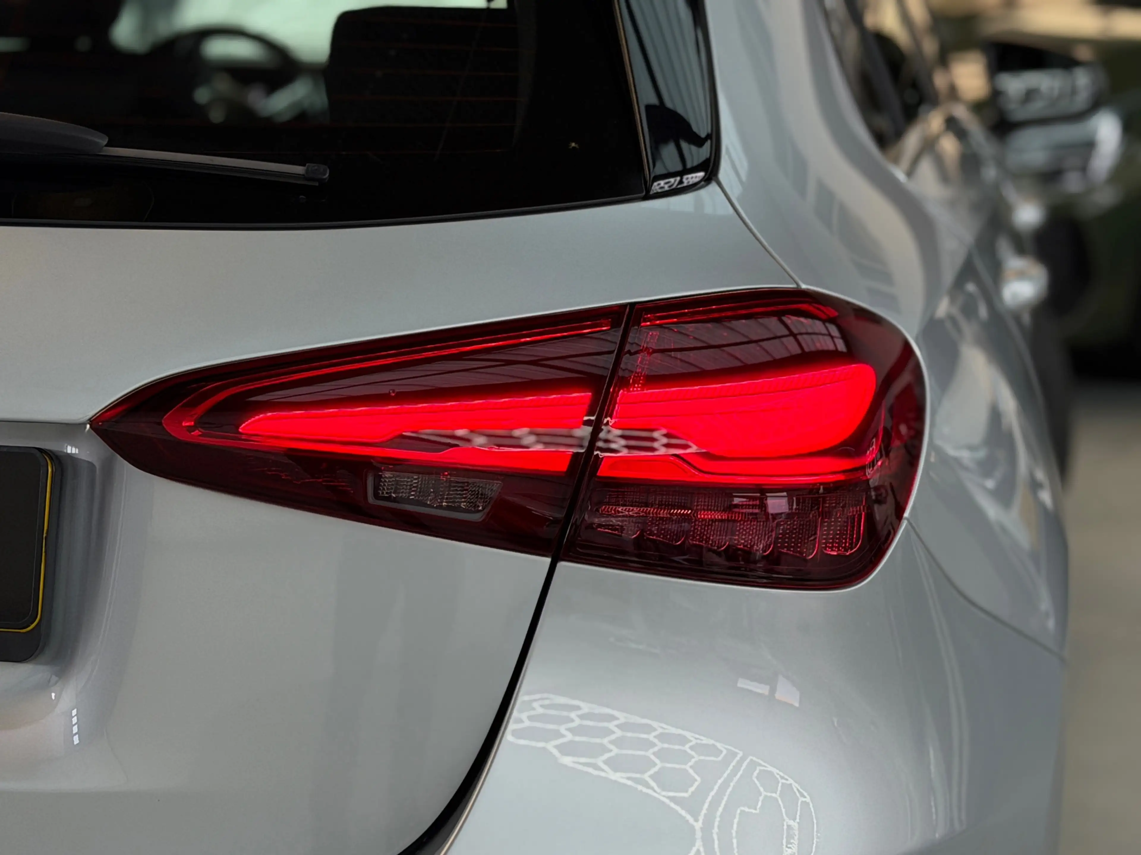 Mercedes-Benz A 200 Luxury Line Facelift CarPlay Camera — photo 26