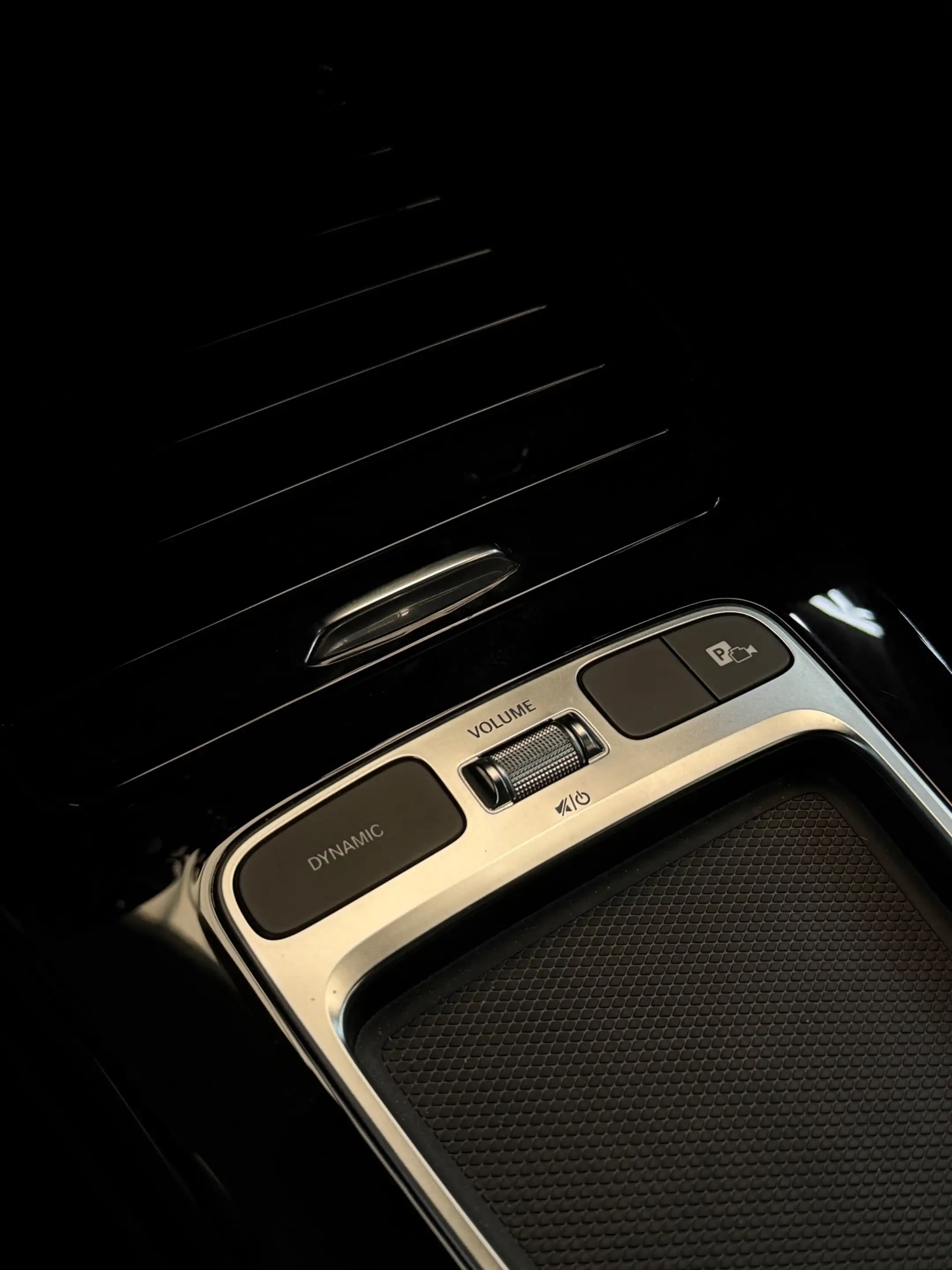 Mercedes-Benz A 200 Luxury Line Facelift CarPlay Camera — photo 21