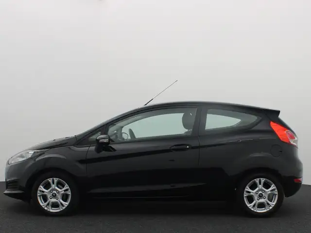 Ford Fiesta view 2