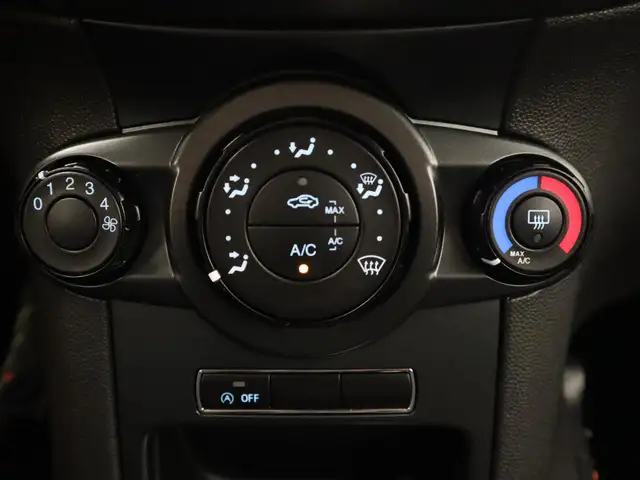 Ford Fiesta view 23