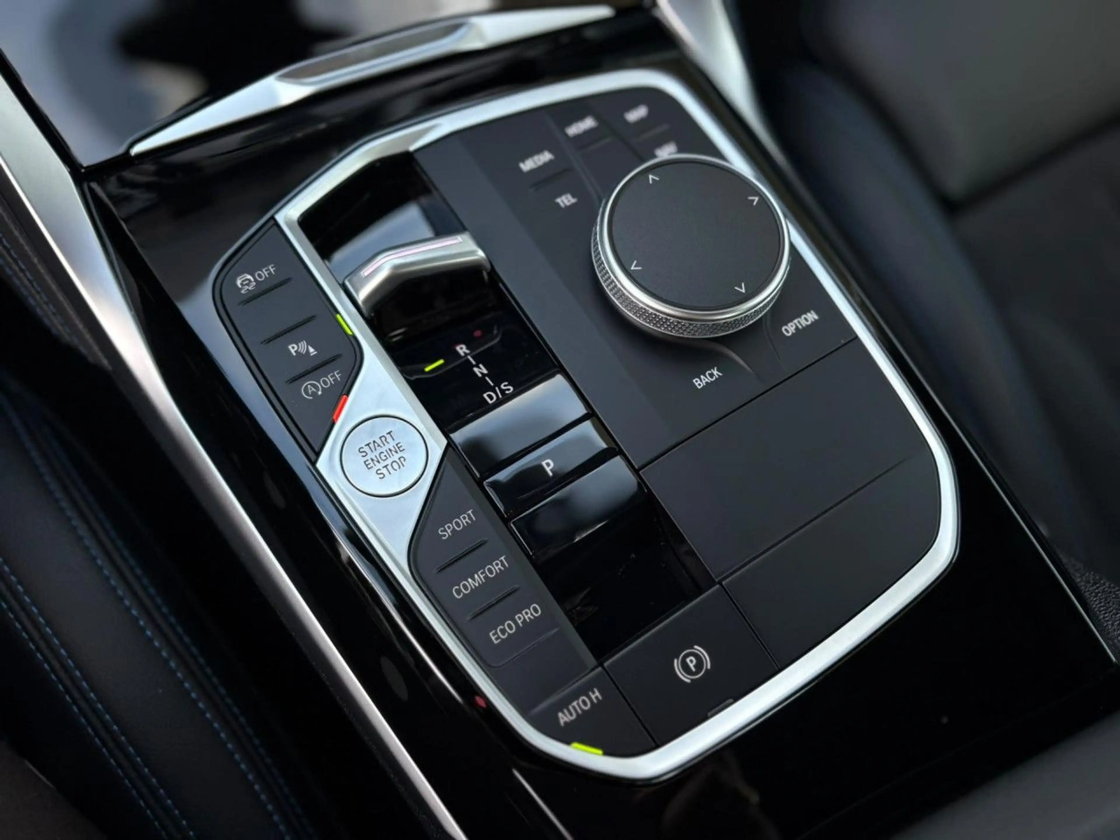 BMW 230 i Coupé M Sport ACC Live-Navi HiFi DrivAs.19" — photo 15
