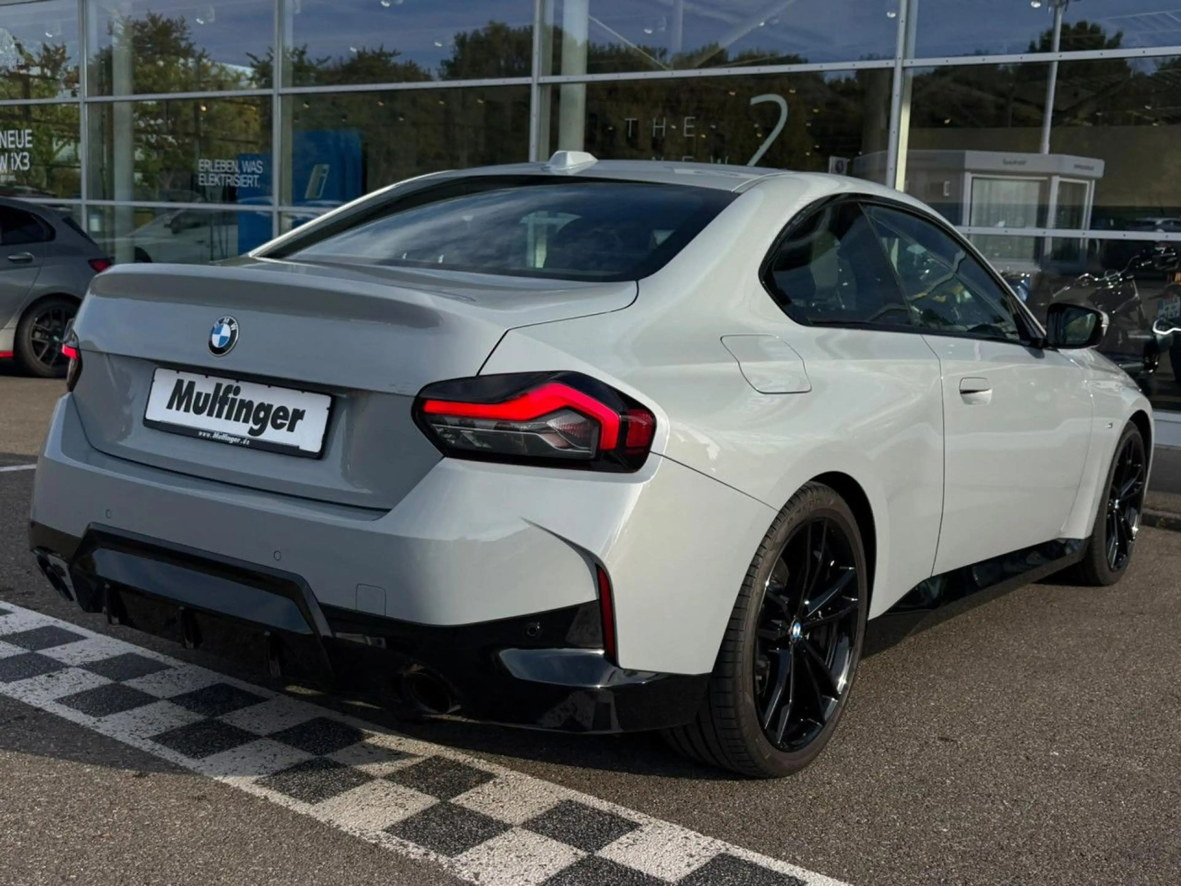 BMW 230 i Coupé M Sport ACC Live-Navi HiFi DrivAs.19" — photo 6