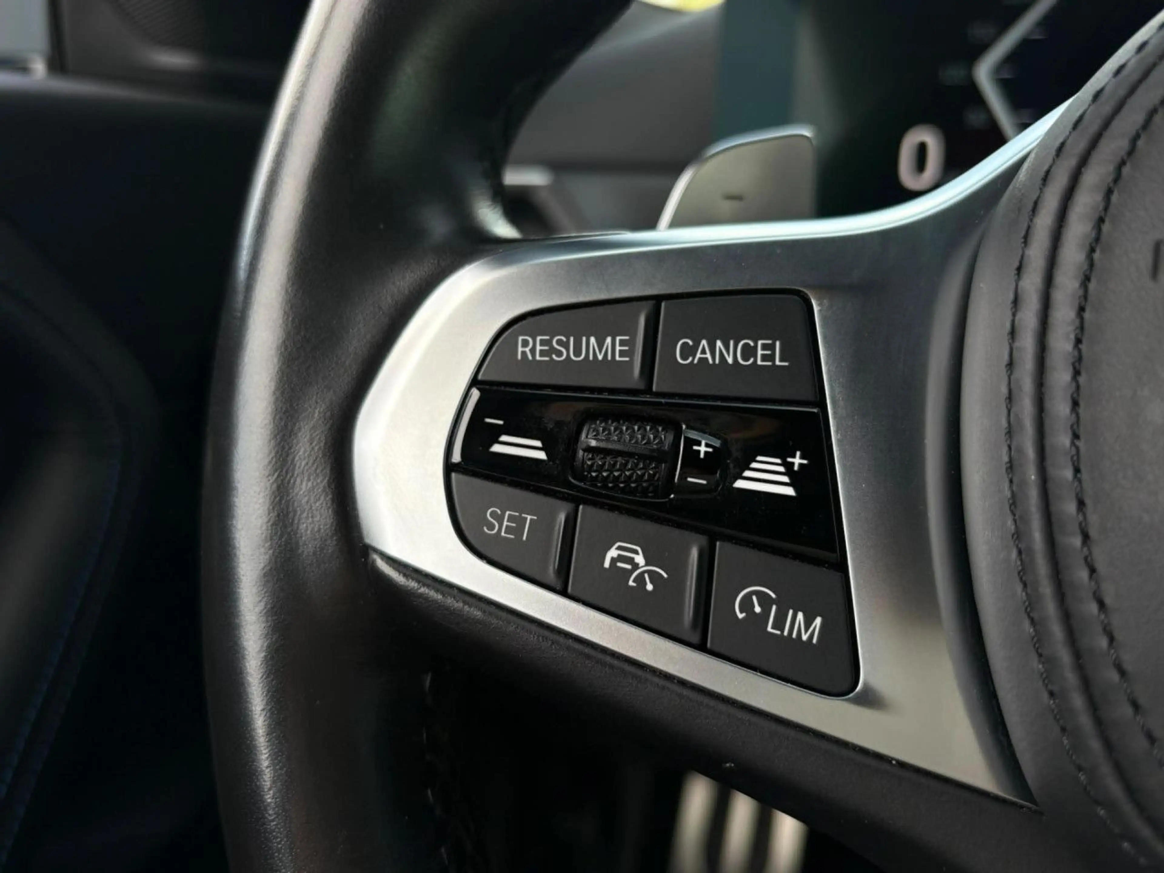 BMW 230 i Coupé M Sport ACC Live-Navi HiFi DrivAs.19" — photo 12