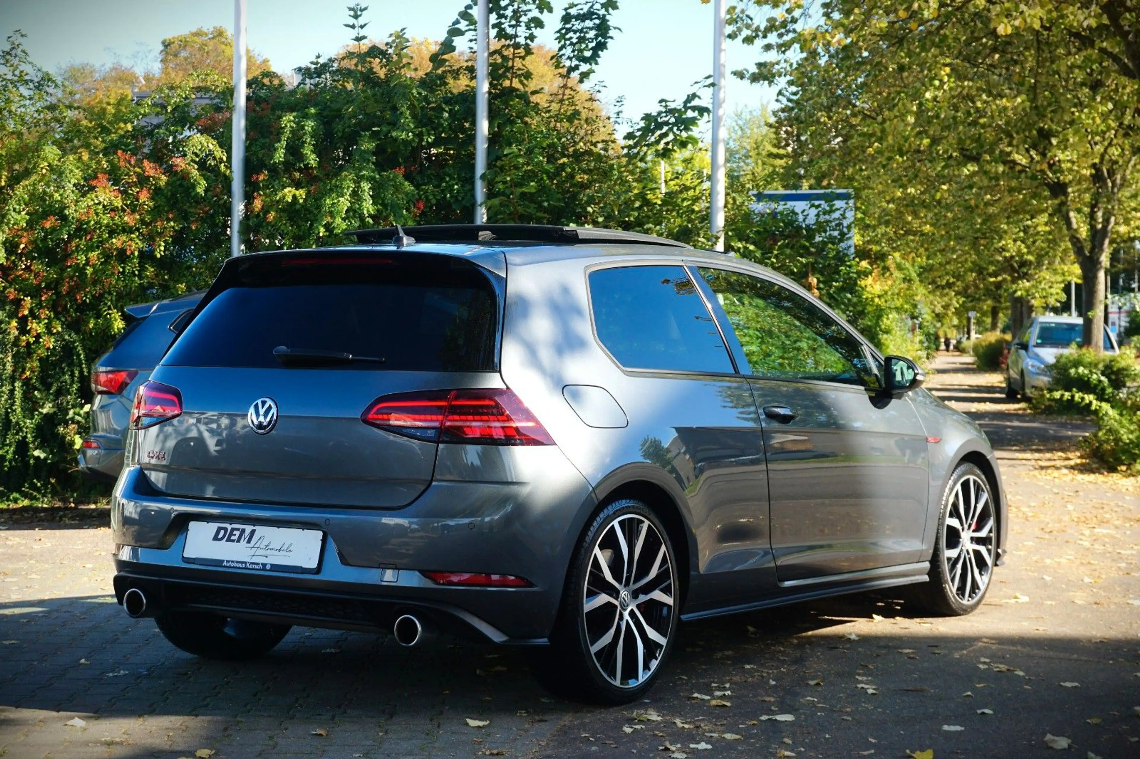 Volkswagen Golf GTI Performance / Pano./ Alcantara / 19" / — photo 4
