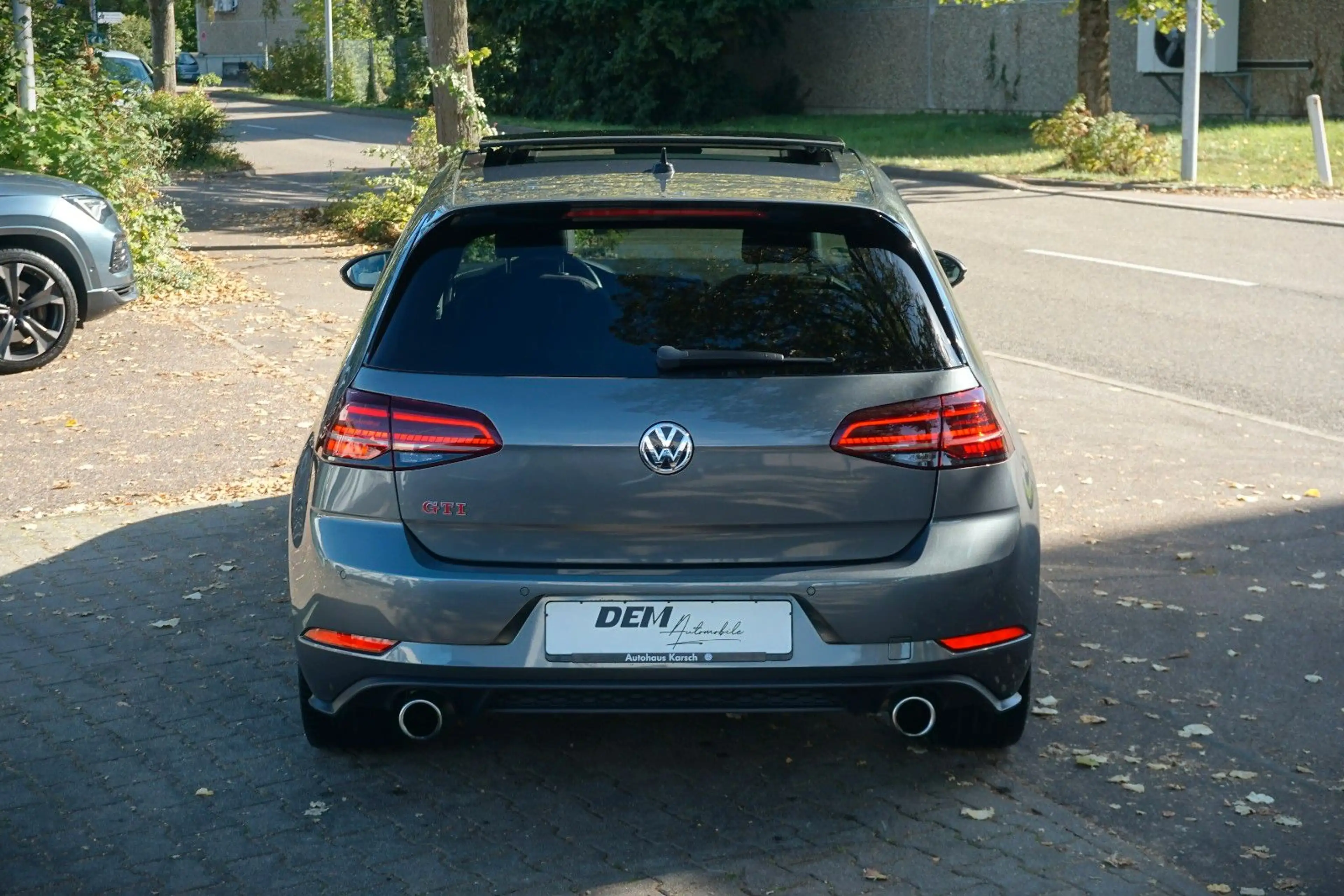 Volkswagen Golf GTI Performance / Pano./ Alcantara / 19" / — photo 6