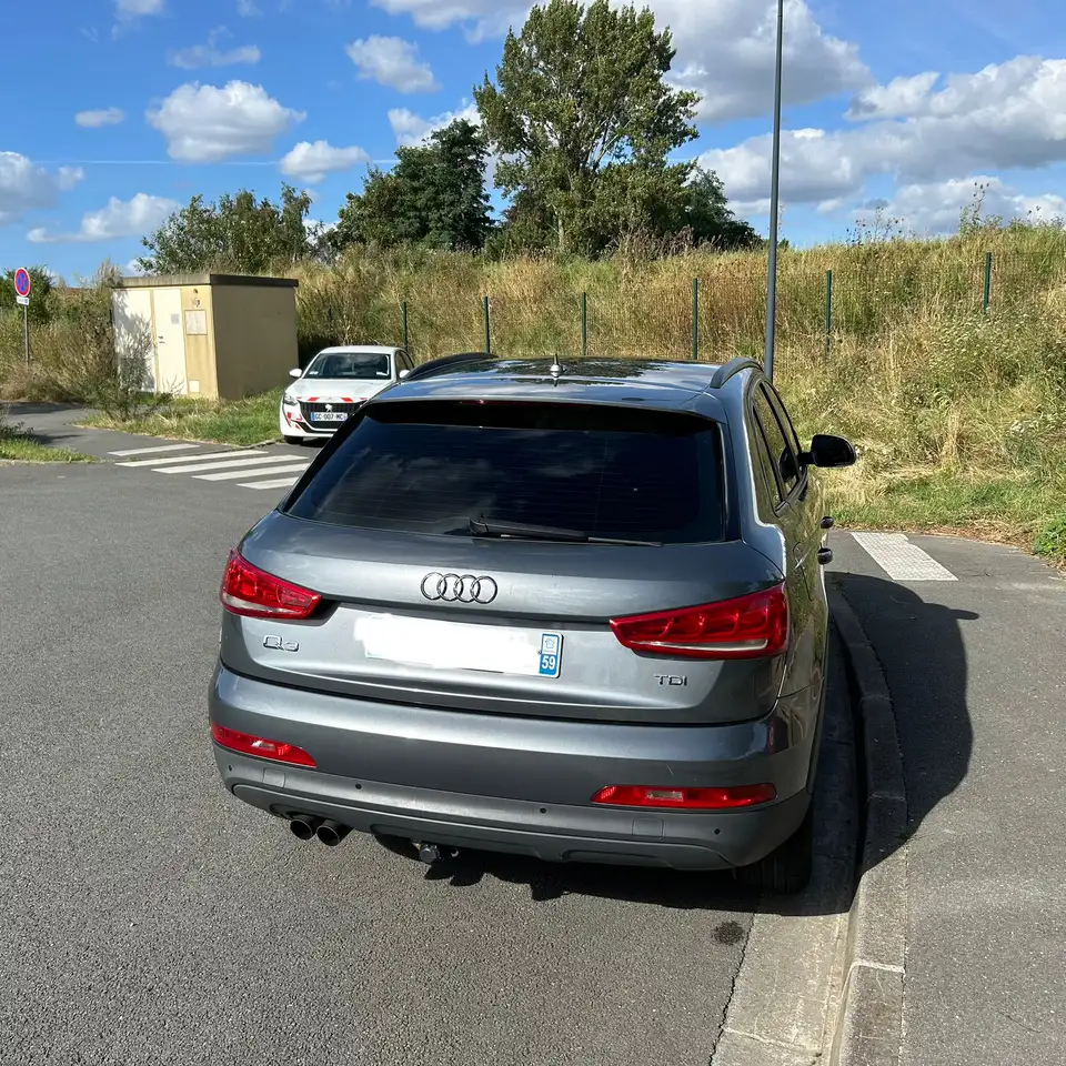 Audi Q3 2.0 TDI 140 ch Ambition Luxe