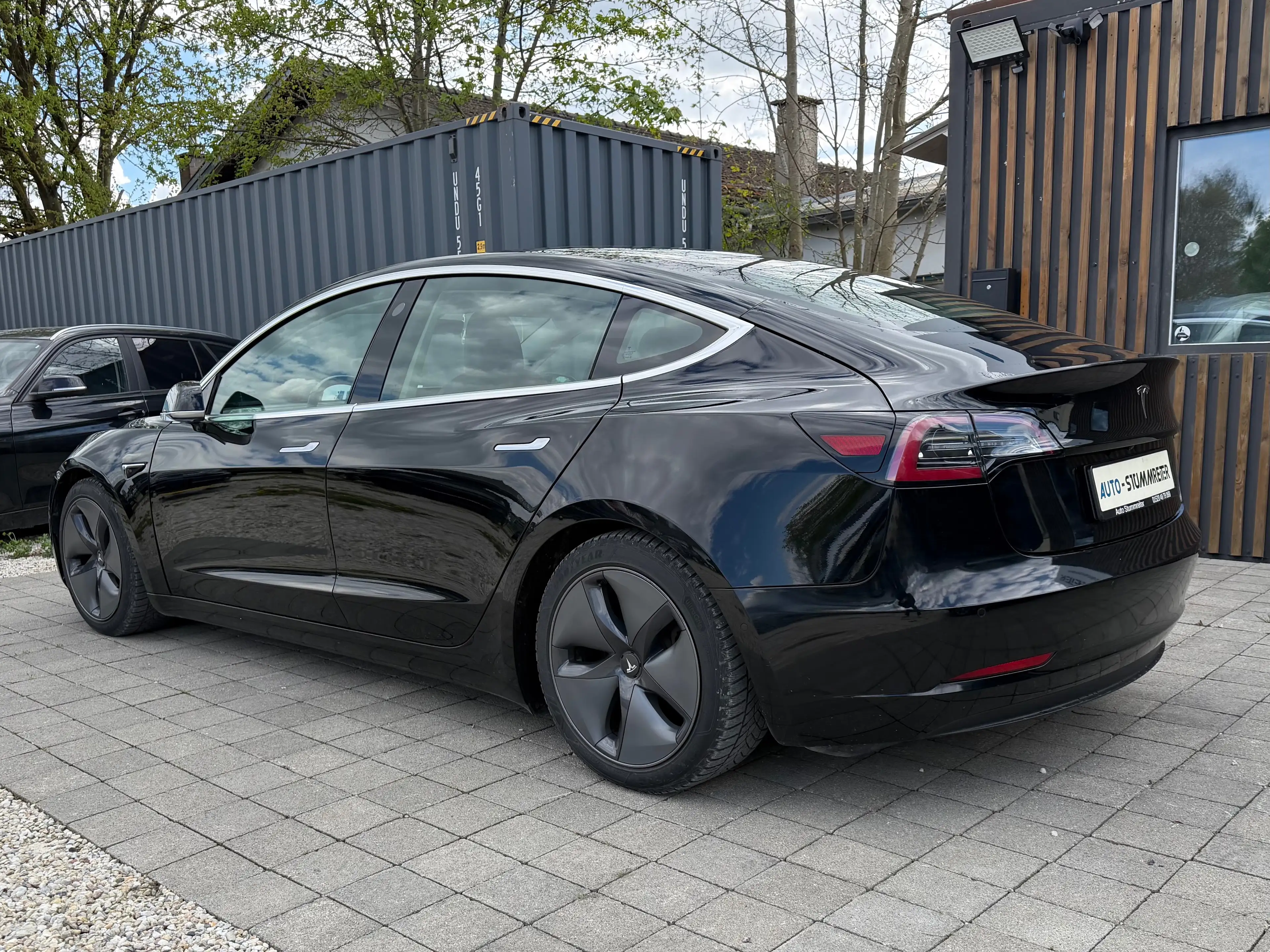 Tesla Model 3 Model 3 MwSt — photo 2