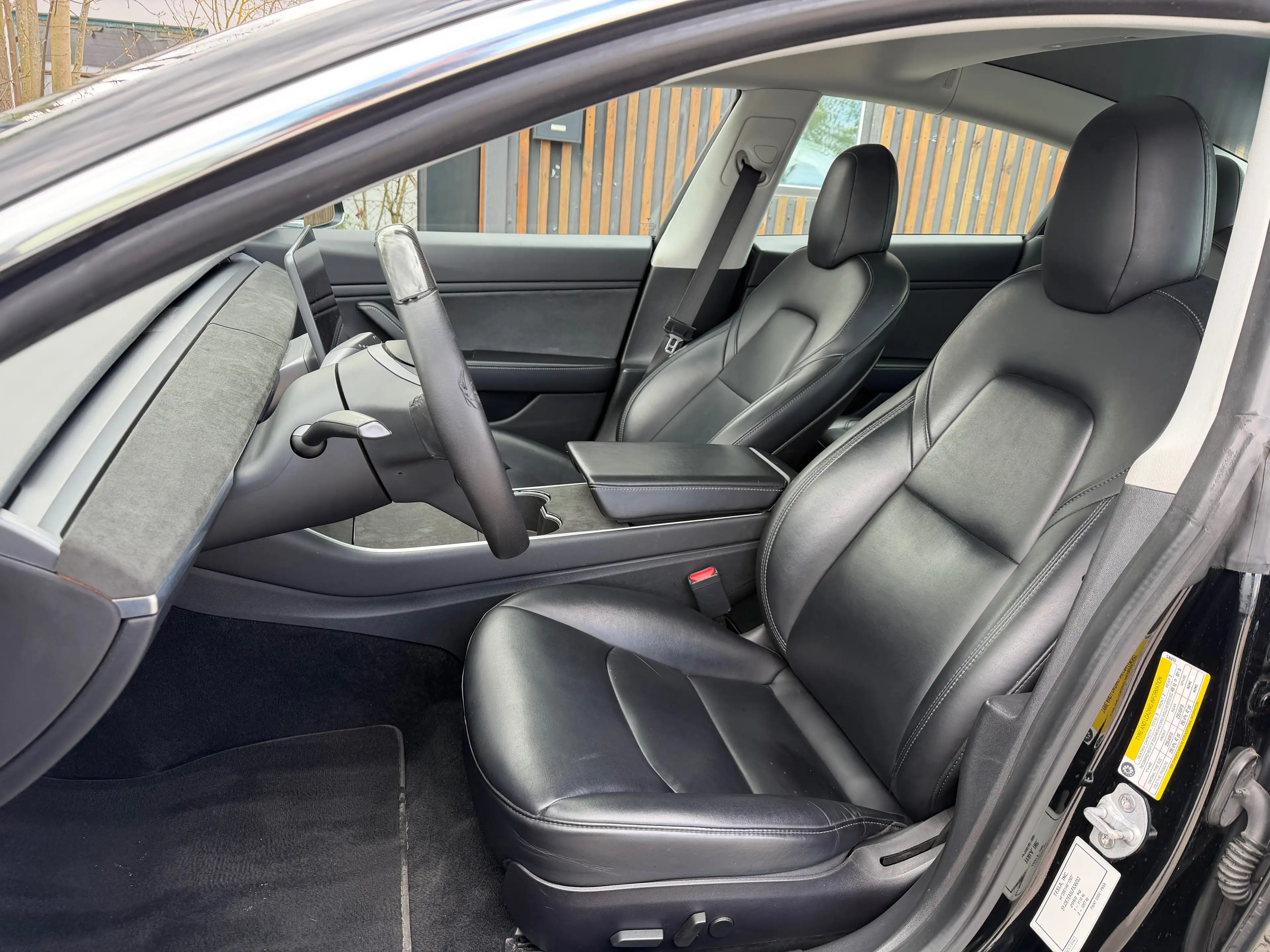 Tesla Model 3 Model 3 MwSt — photo 5